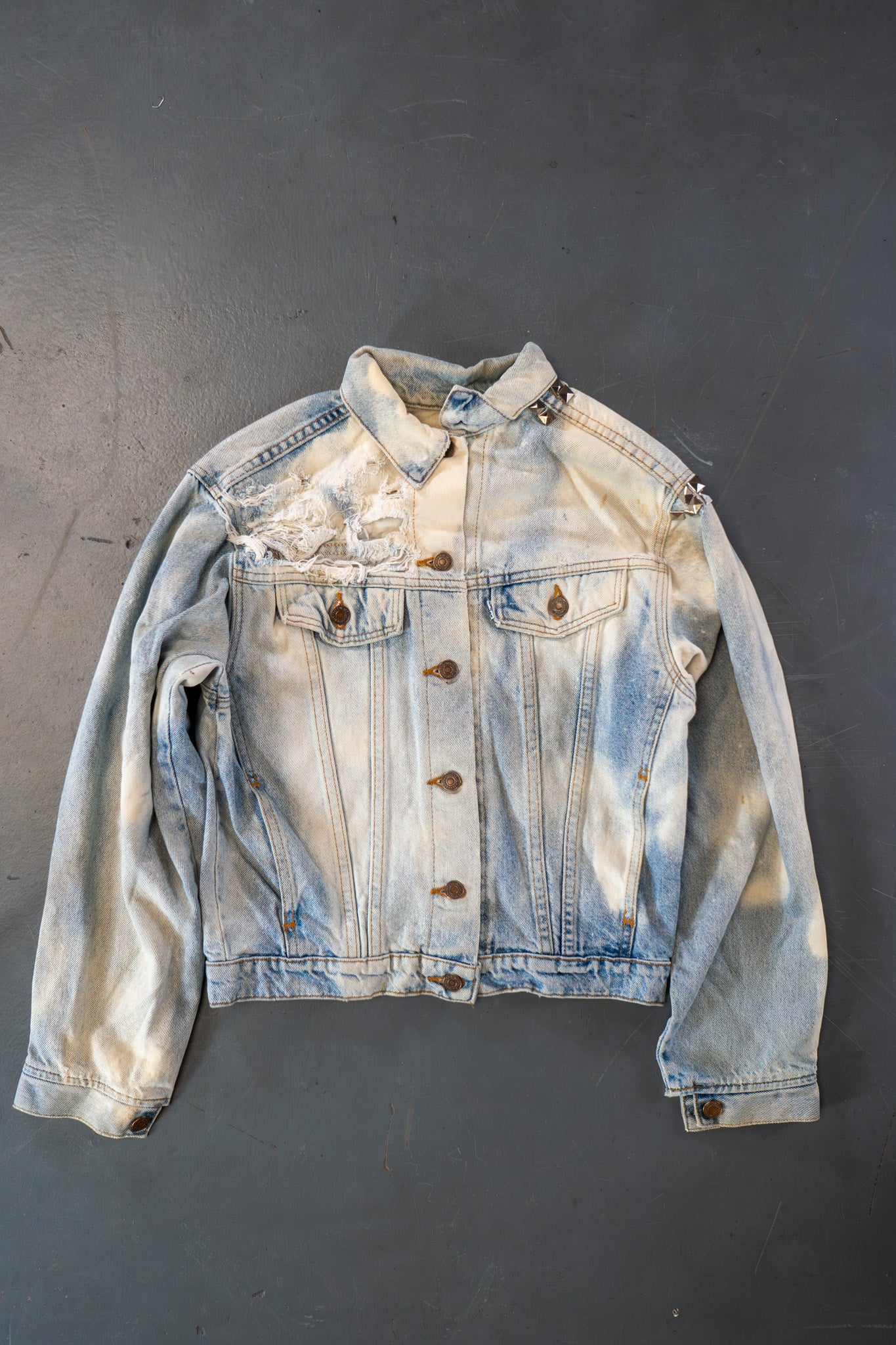 Vintage Ladies Levi's Trucker Denim Jacket - M