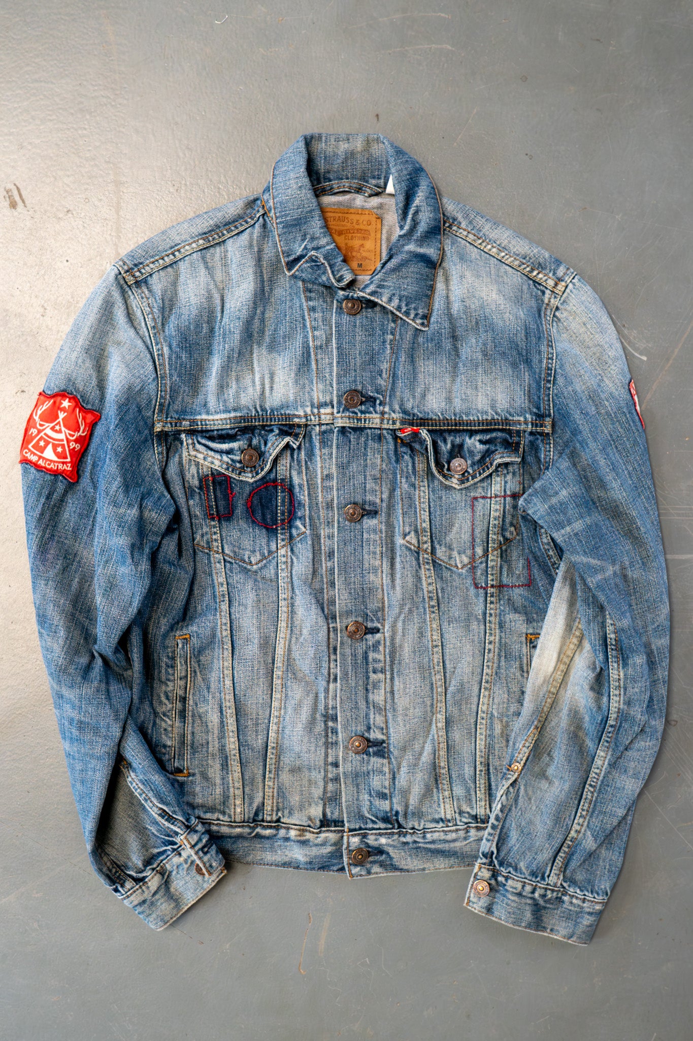 Vintage Levi's Trucker Denim Jacket - M