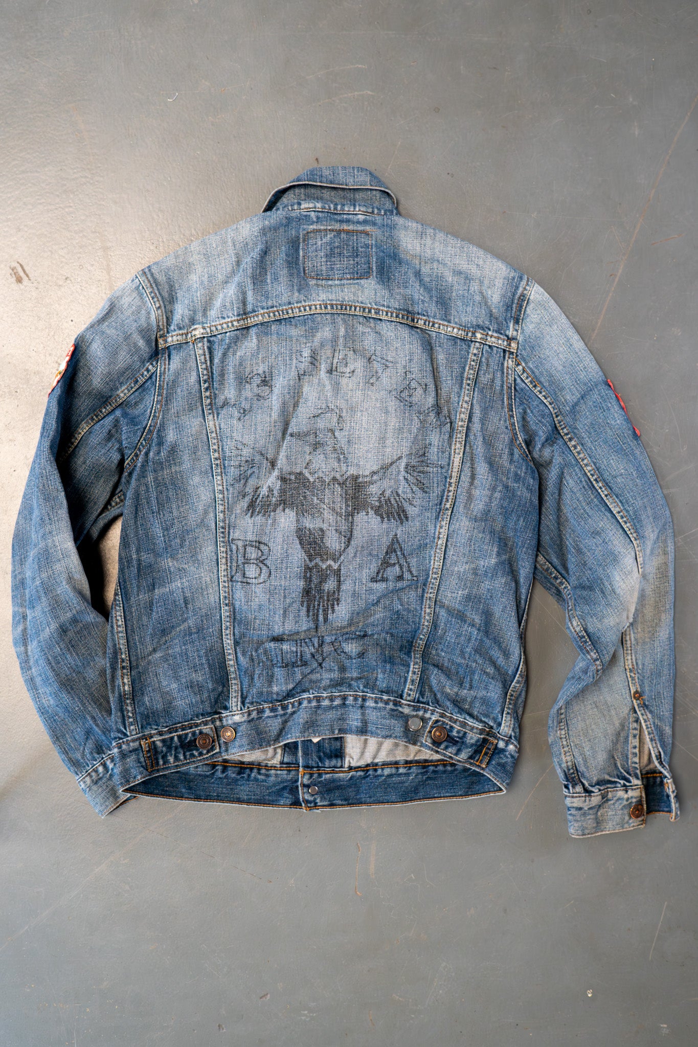 Vintage Levi's Trucker Denim Jacket - M