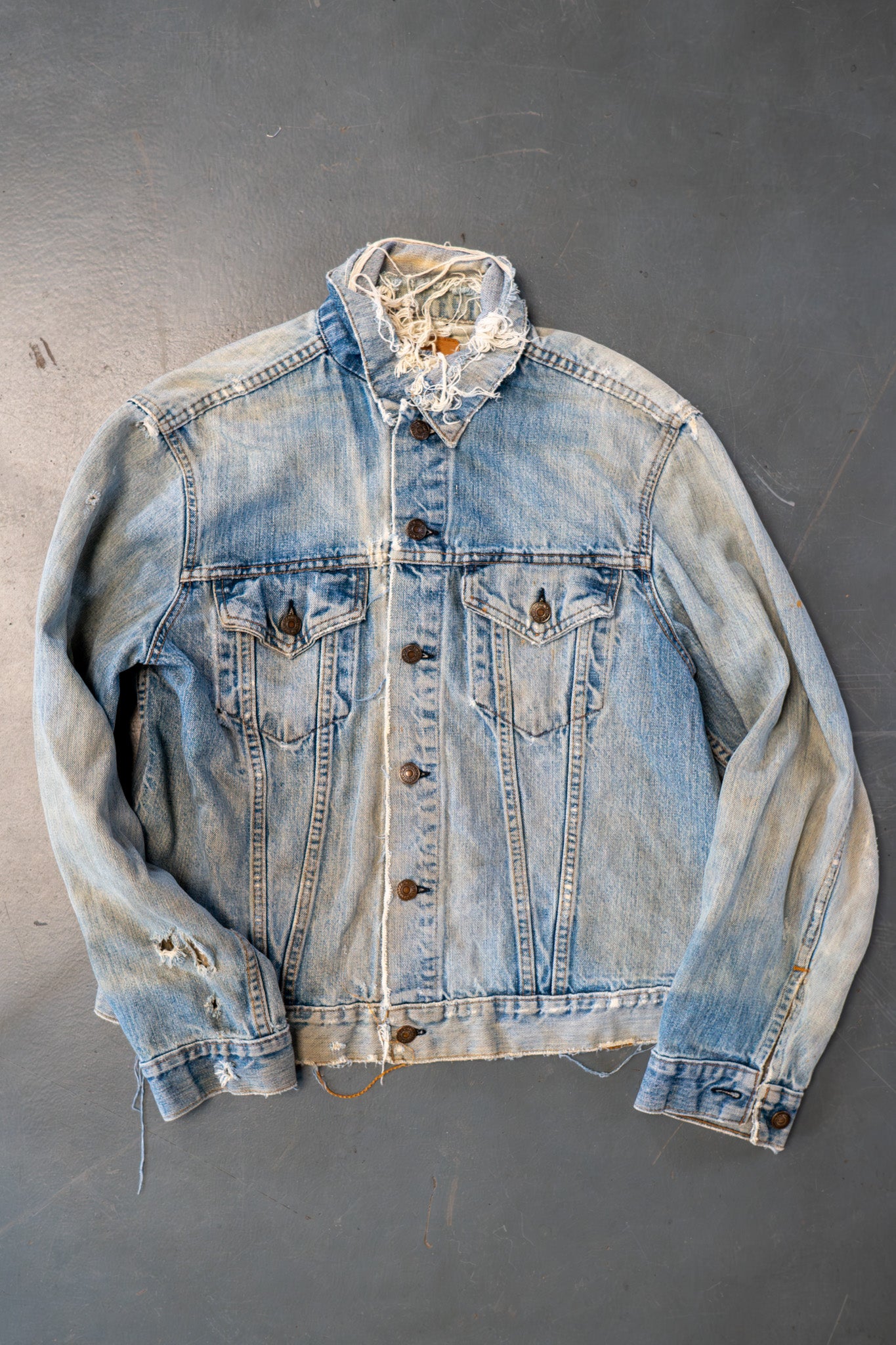 Vintage Levi's Trucker Denim Jacket - L