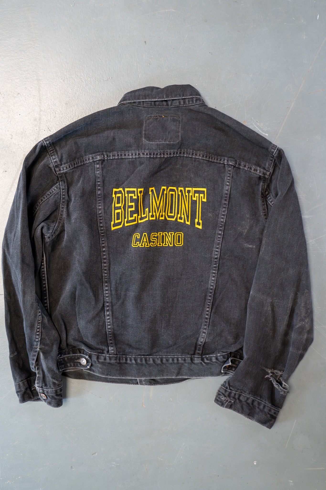 Vintage Levi's Trucker Denim Jacket - L