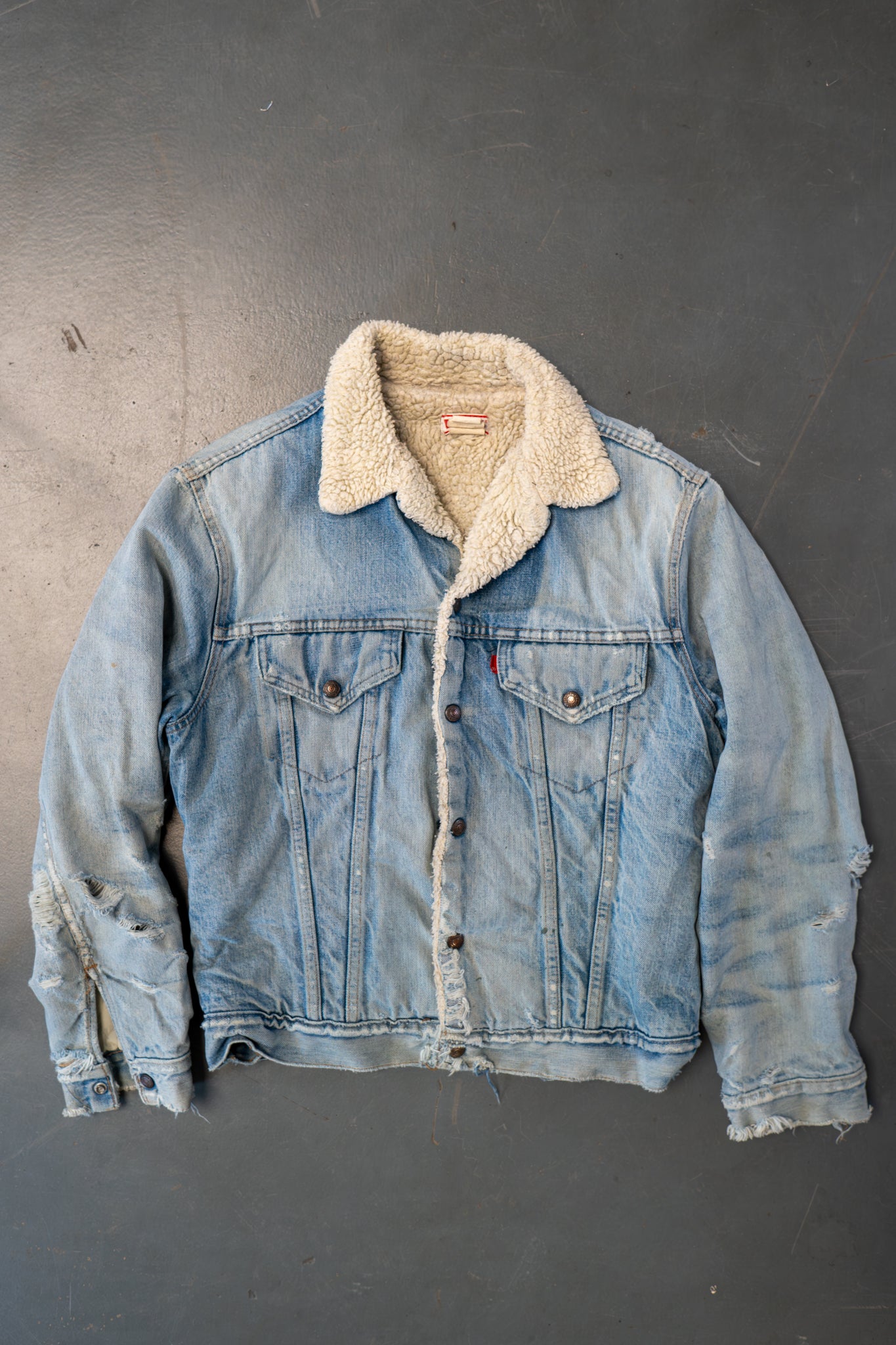 Vintage Levi's Sherpa Fleece Lined Denim Jacket - L