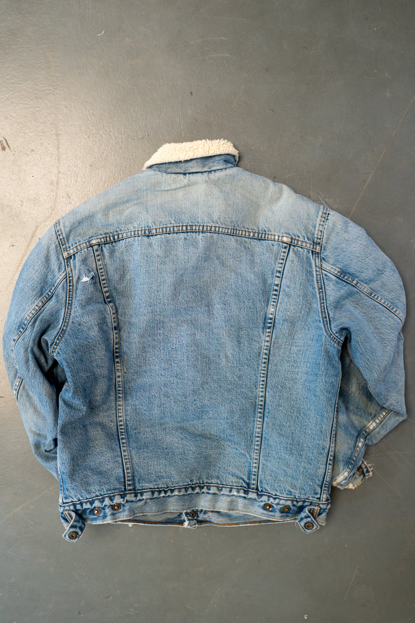 Vintage Levi's Sherpa Fleece Lined Denim Jacket - L