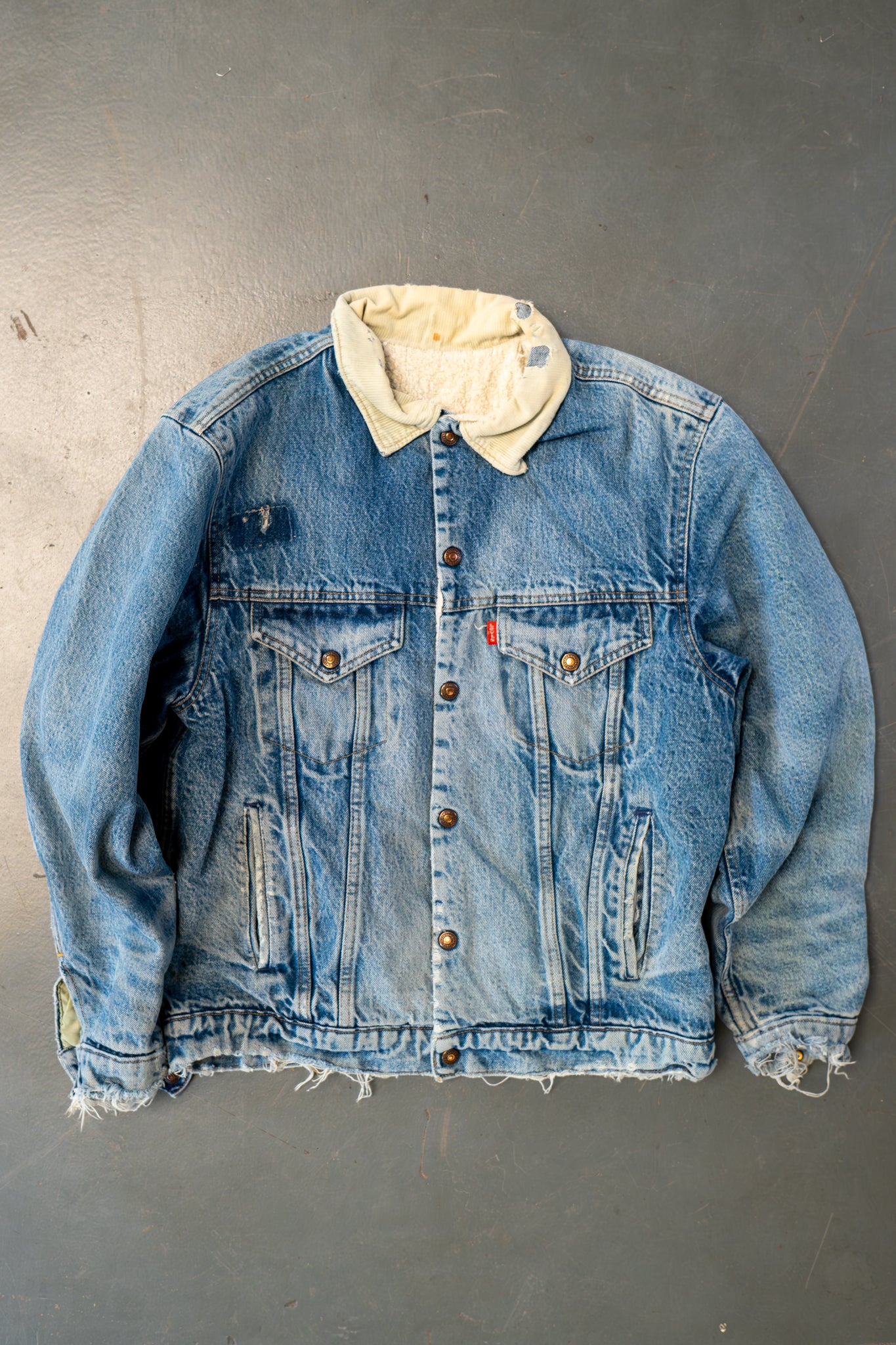 Vintage Levi's Sherpa Fleece Lined Denim Jacket - L