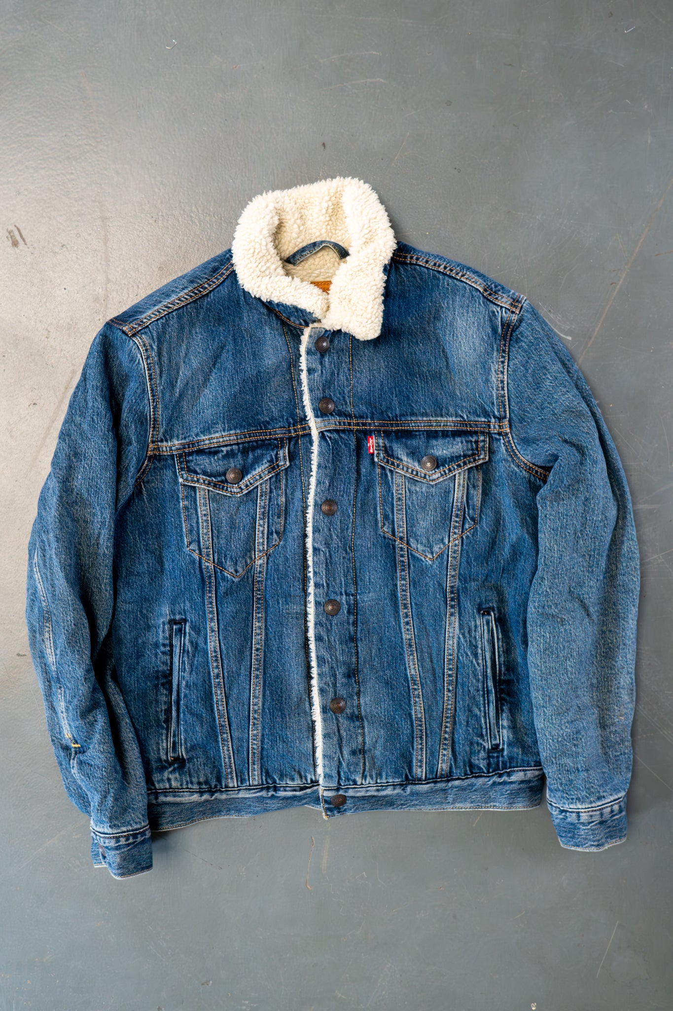 Vintage Levi's Sherpa Fleece Lined Denim Jacket - L