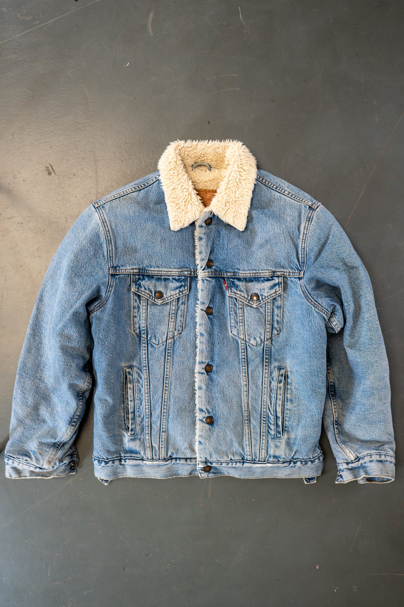 Vintage Levi's Sherpa Fleece Lined Denim Jacket - L