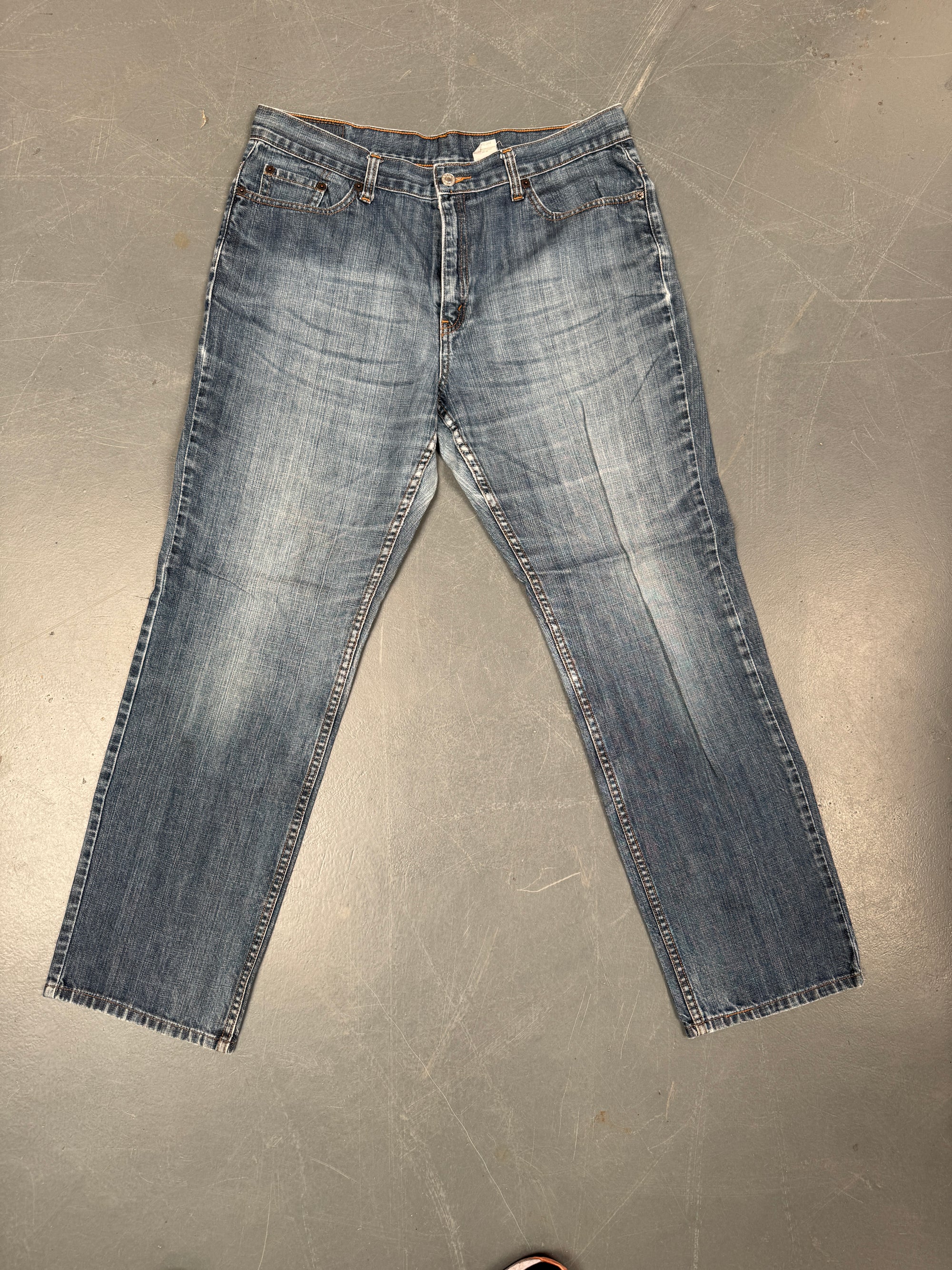 Vintage Ladies Levis High Waisted Denim 90s Made Jean - W 35 L 31 - HW04