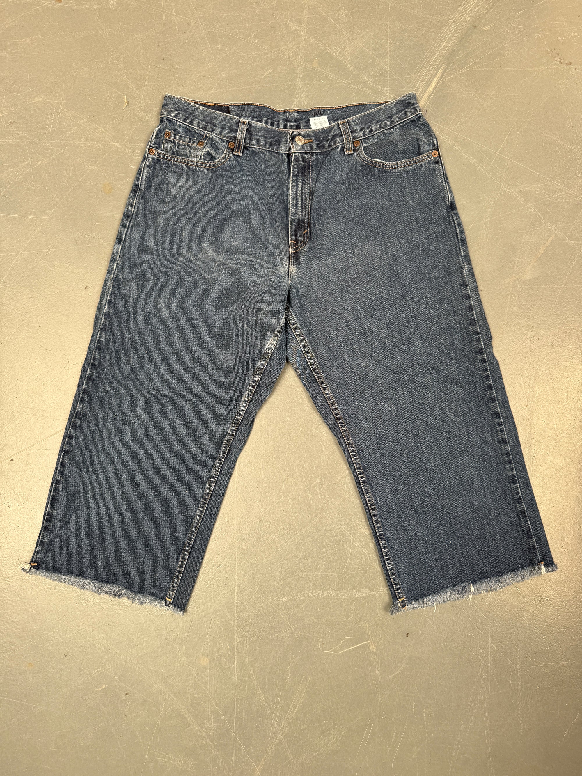 Vintage Ladies Levis High Waisted Denim 90s Made Jean - W 32 L 22 - HW06
