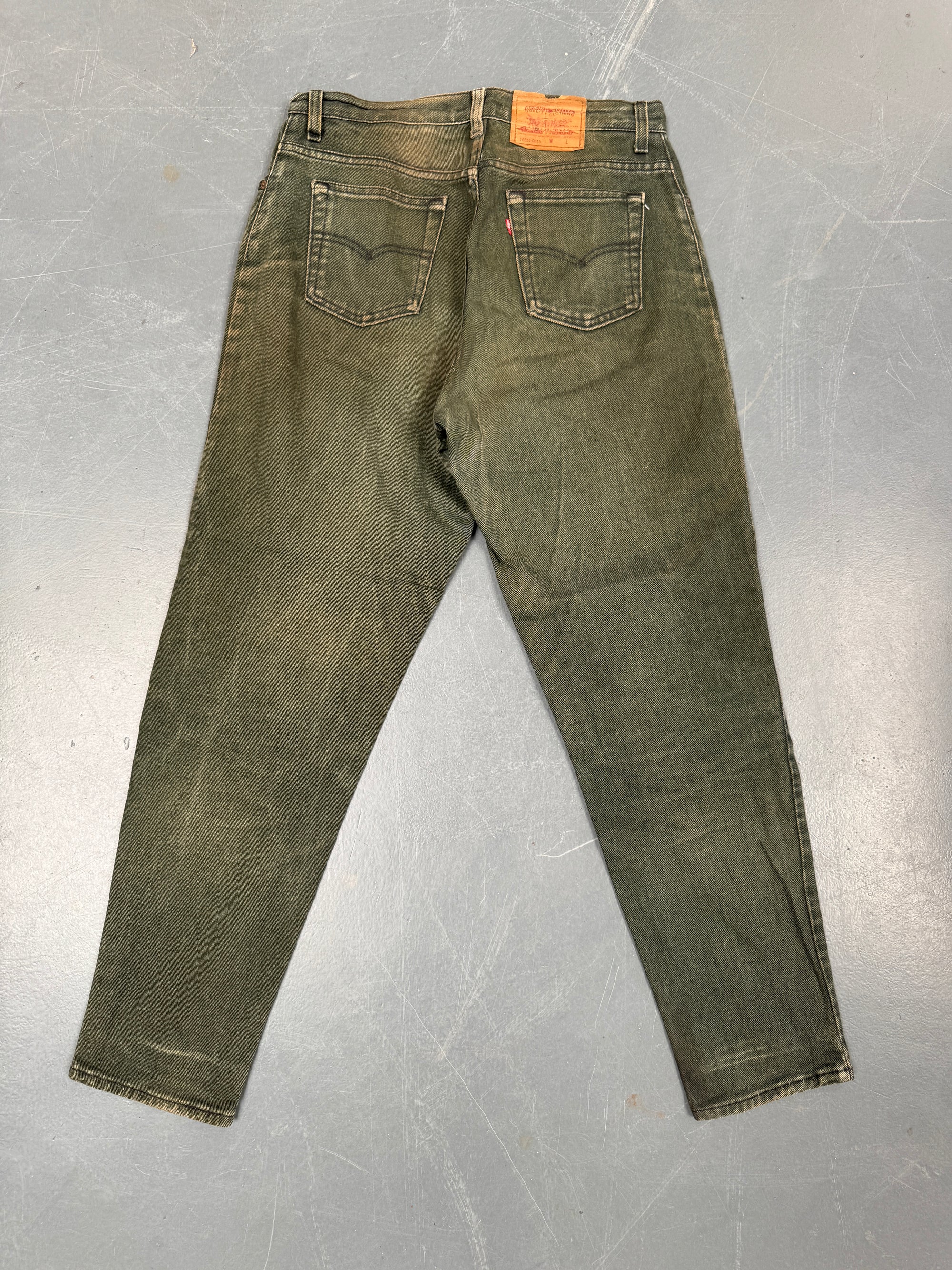 Vintage Ladies Levis High Waisted Denim 90s Made Jean - W 32 L 31 - HW19