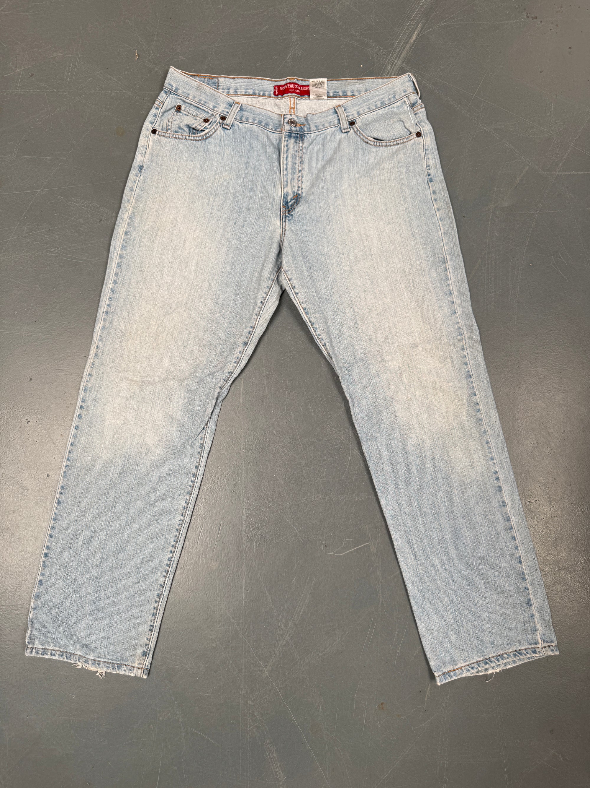 Vintage Ladies Levis High Waisted Denim 90s Made Jean - W 36 L 31 - HW28