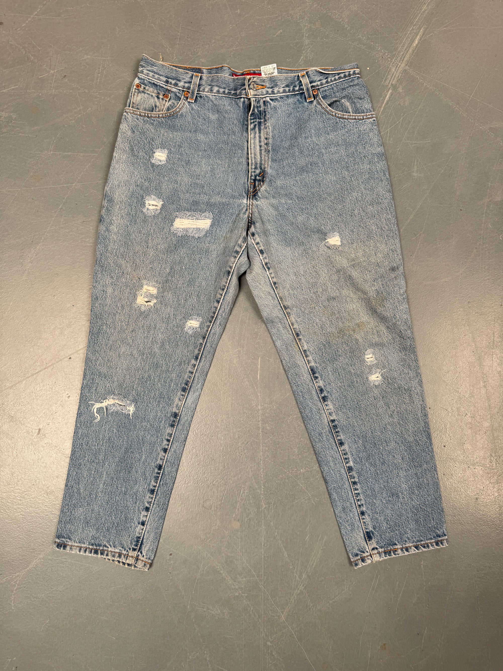Vintage Ladies Levis High Waisted Denim 90s Made Jean - W 34 L 28 - HW31