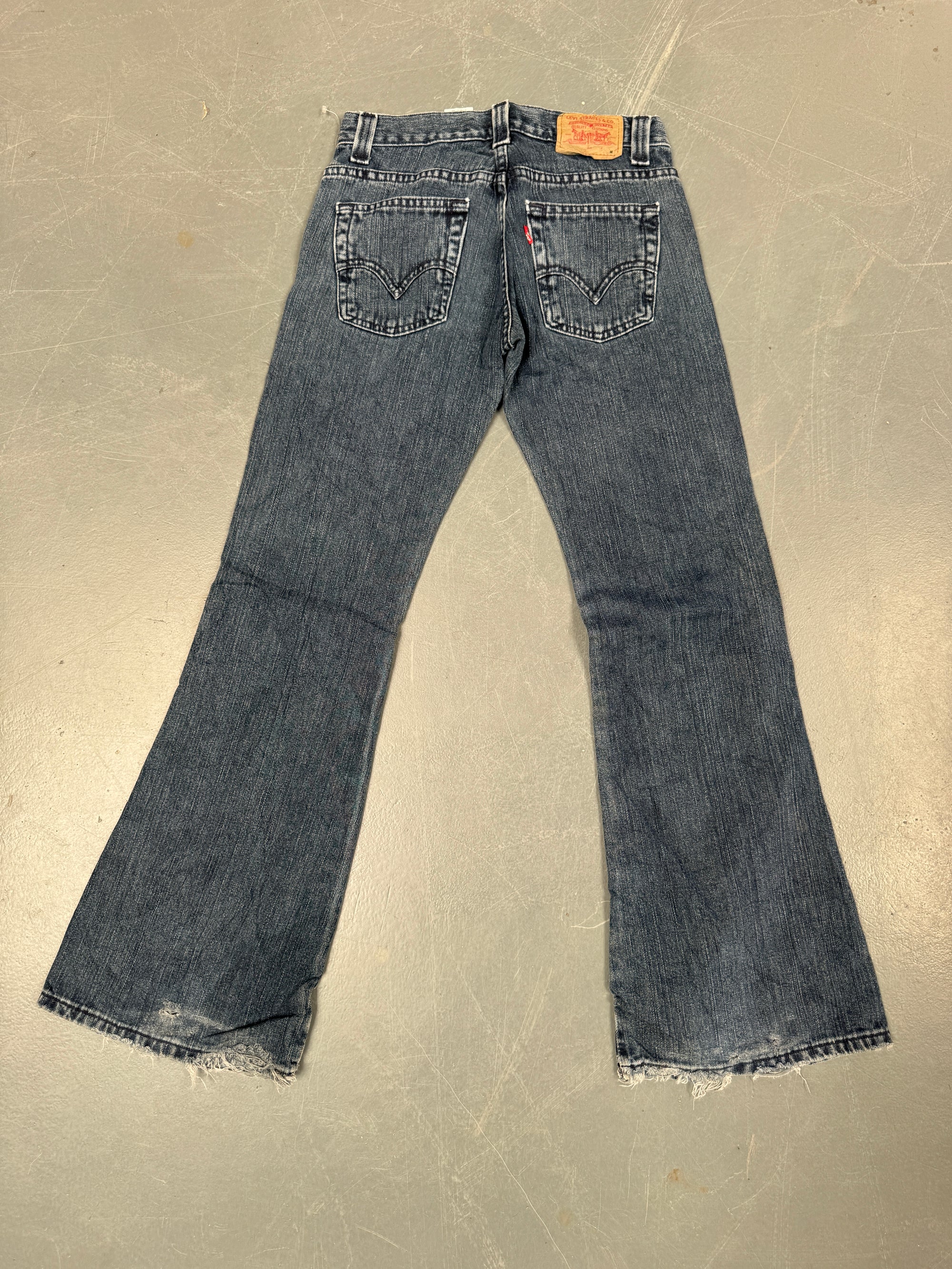 Vintage Ladies Levis High Waisted Denim 90s Made Jean - W 28 L 32 - HW40