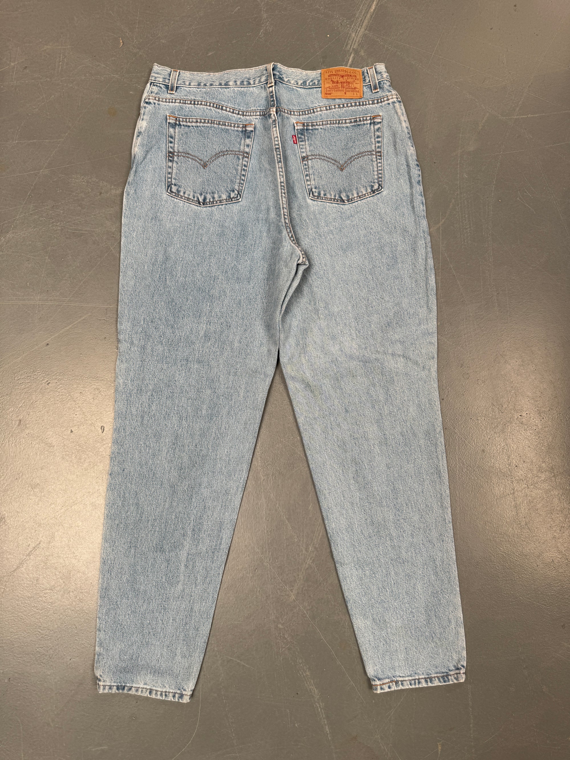 Vintage Ladies Levis High Waisted Denim 90s Made Jean - W 36 L 32 - HW42