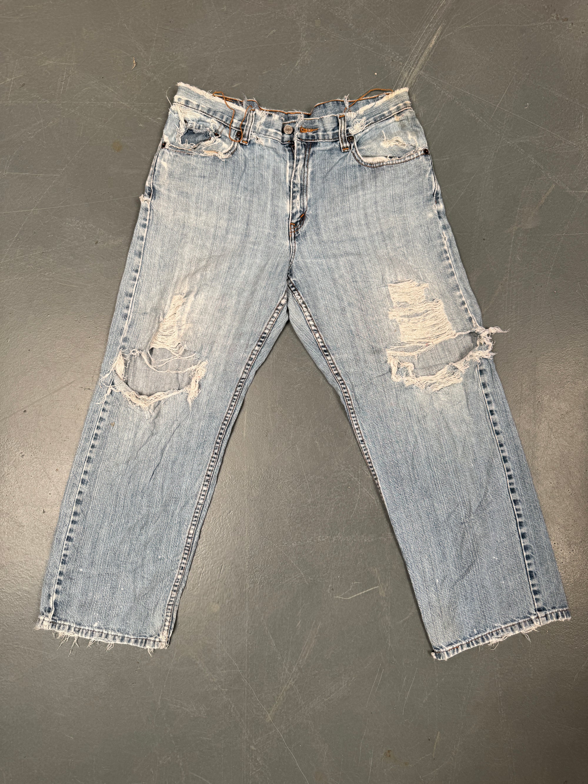 Vintage Ladies Levis High Waisted Denim 90s Made Jean - W 33 L 27 - HW46