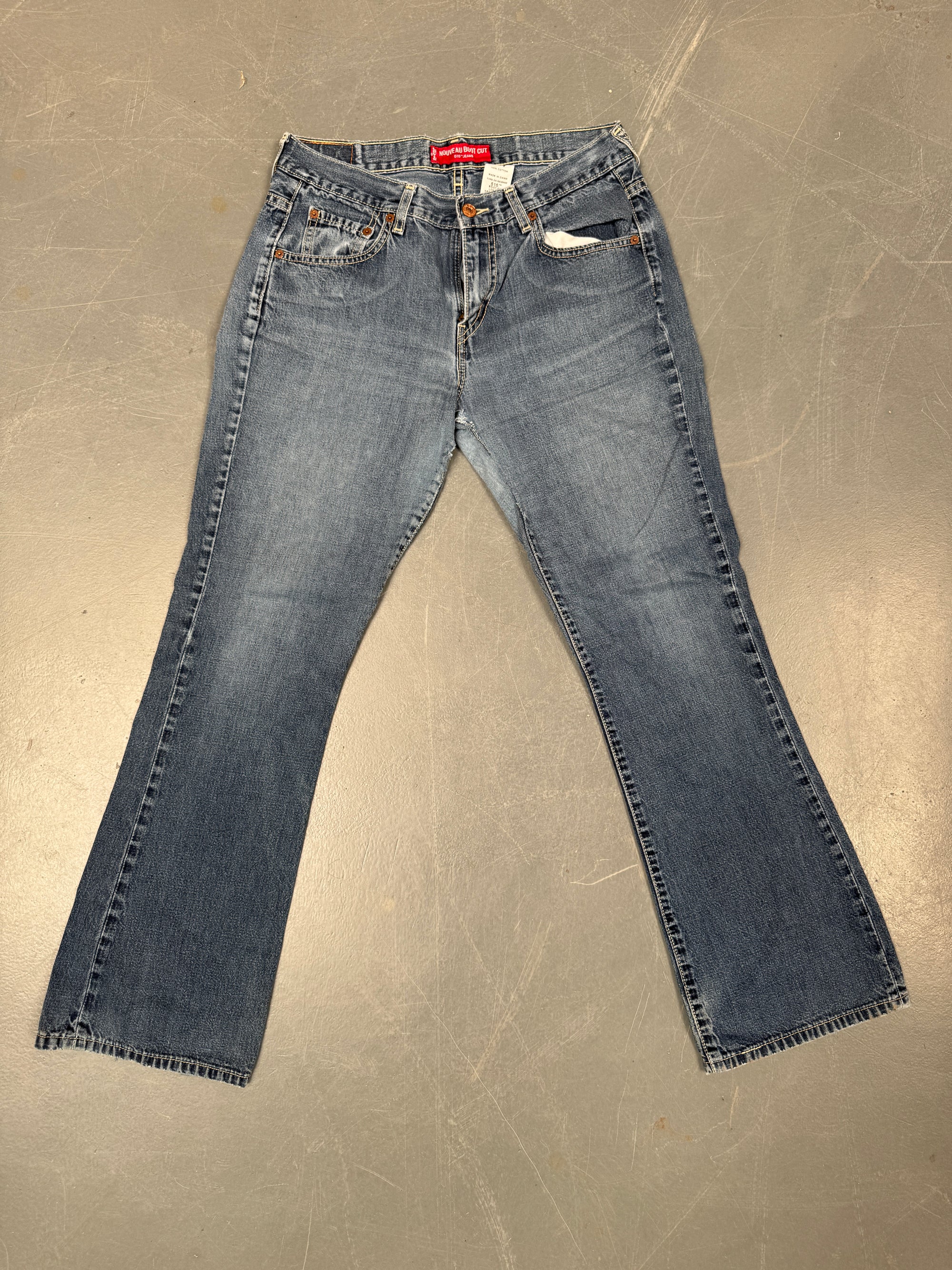 Vintage Ladies Levis High Waisted Denim 90s Made Jean - W 30 L 30 - HW47