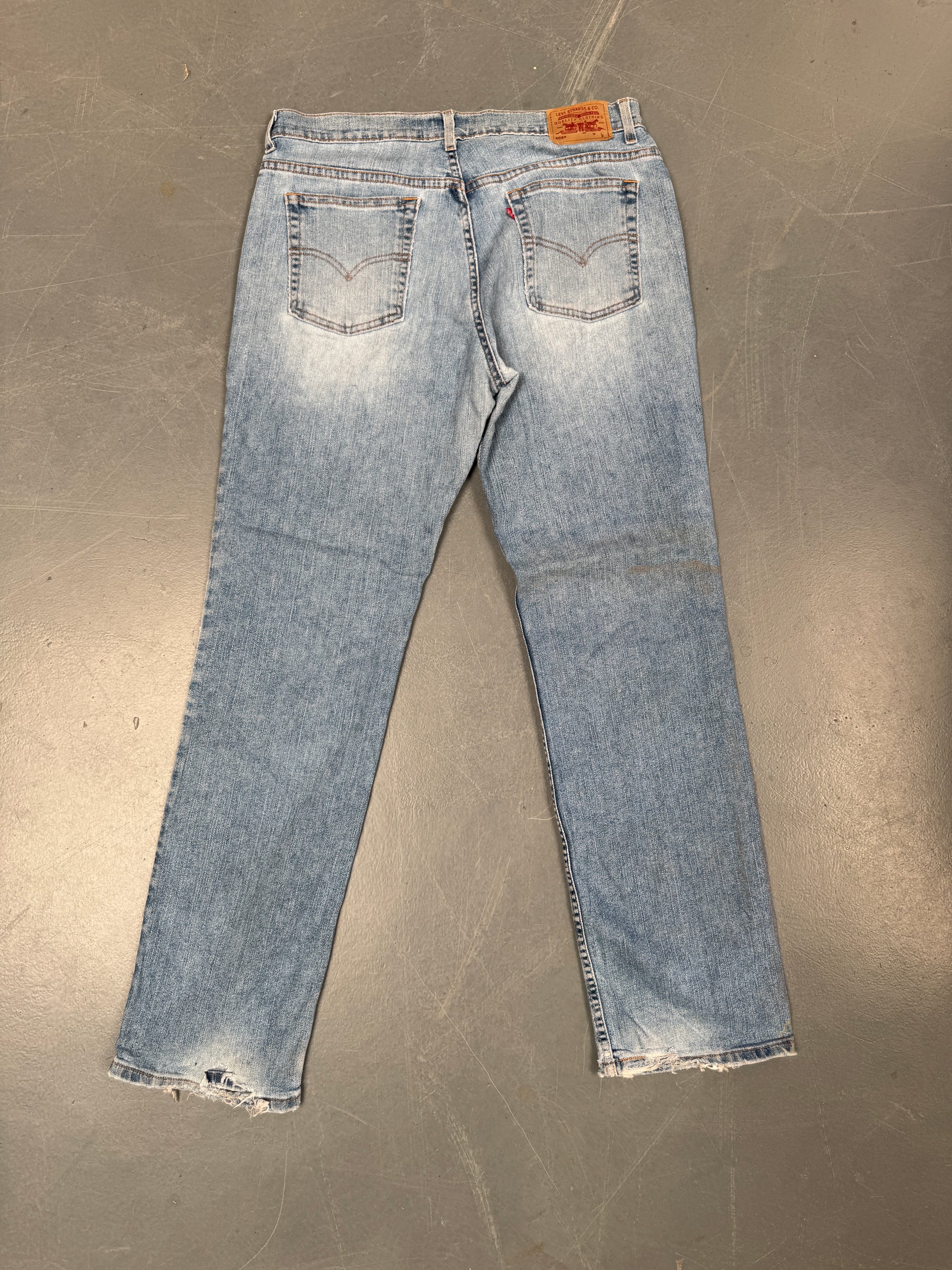 Vintage Ladies Levis High Waisted Denim 90s Made Jean - W 34 L 32 - HW49