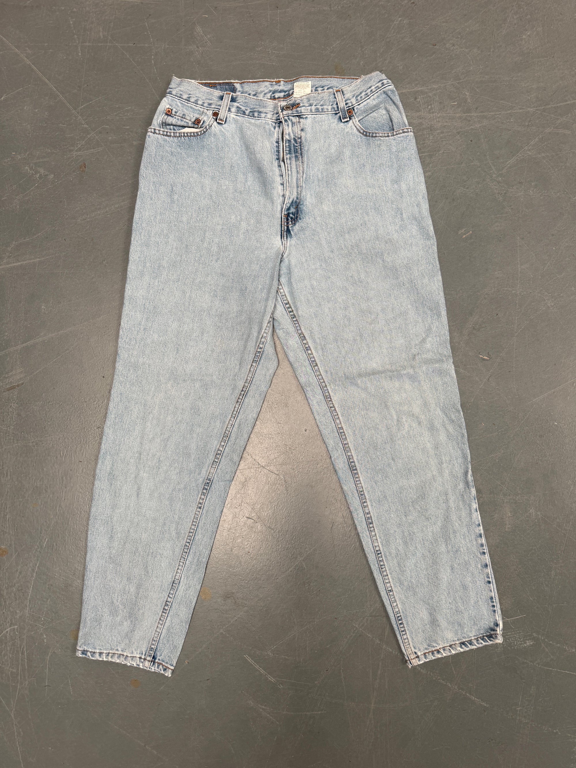 Vintage Ladies Levis High Waisted Denim 90s Made Jean - W 30 L 30 - HW51