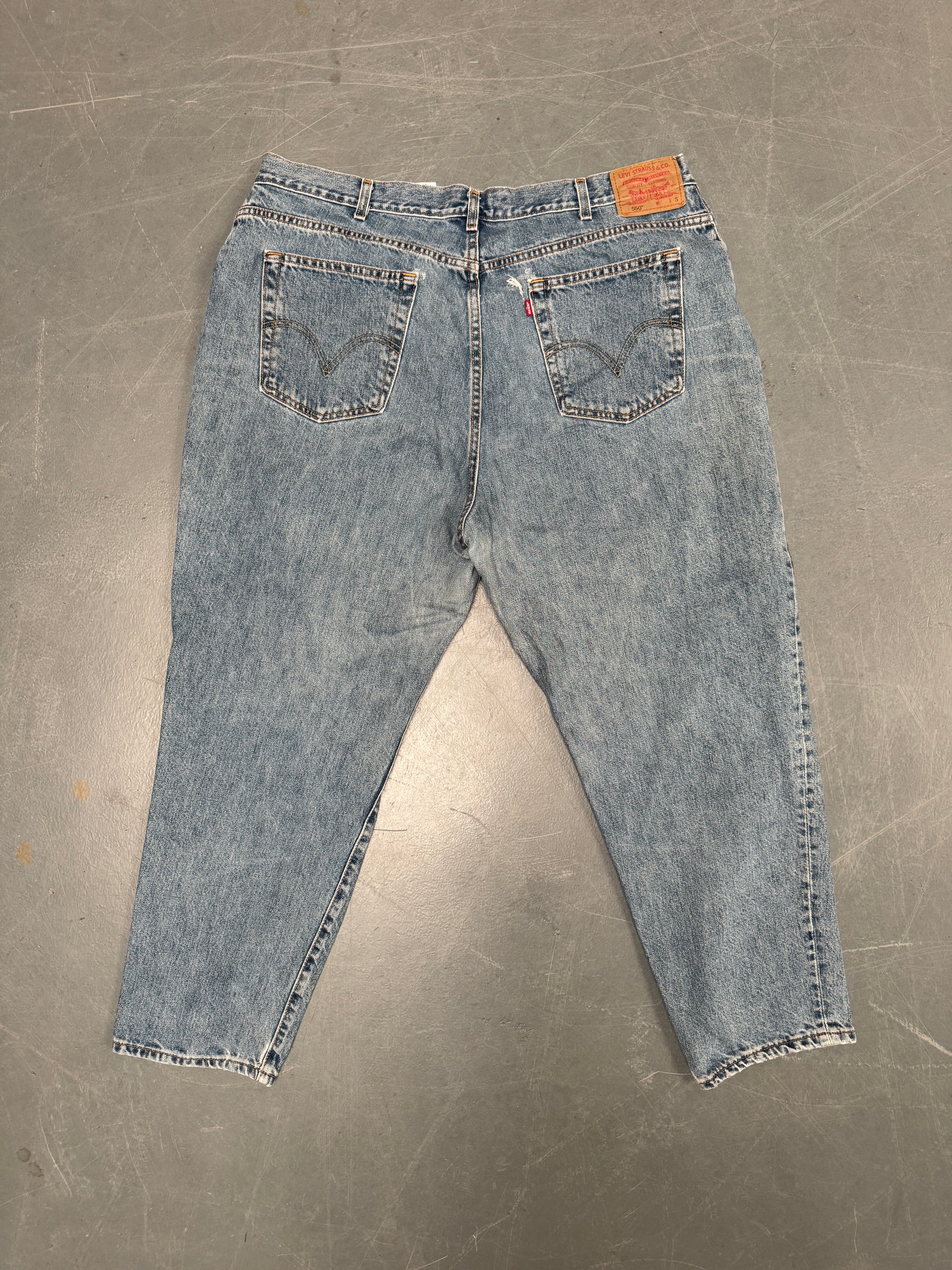 Vintage Ladies Levis High Waisted Denim 90s Made Jean - W 40 L 28 - HW60