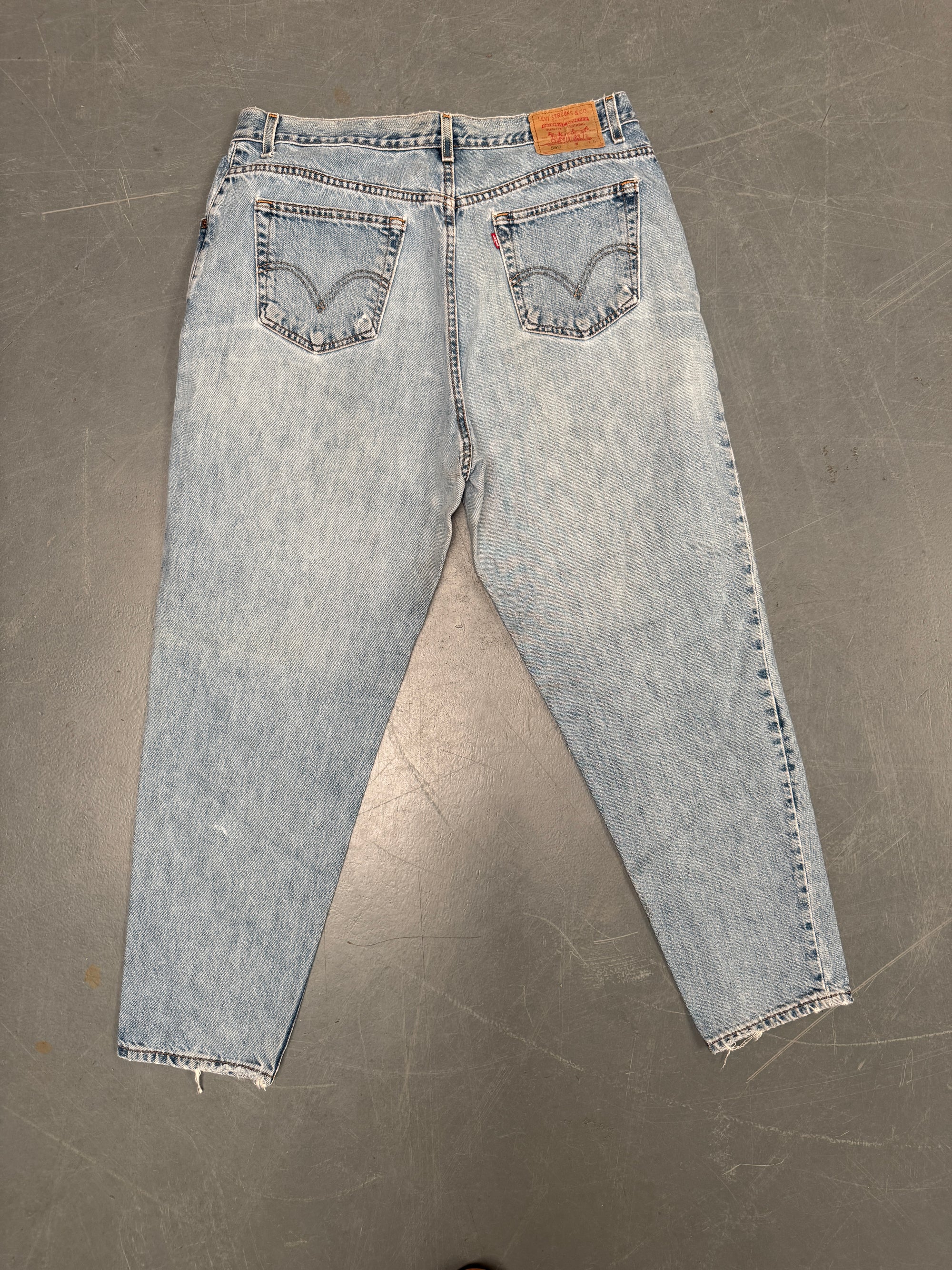 Vintage Ladies Levis High Waisted Denim 90s Made Jean - W 36 L 29 - HW62