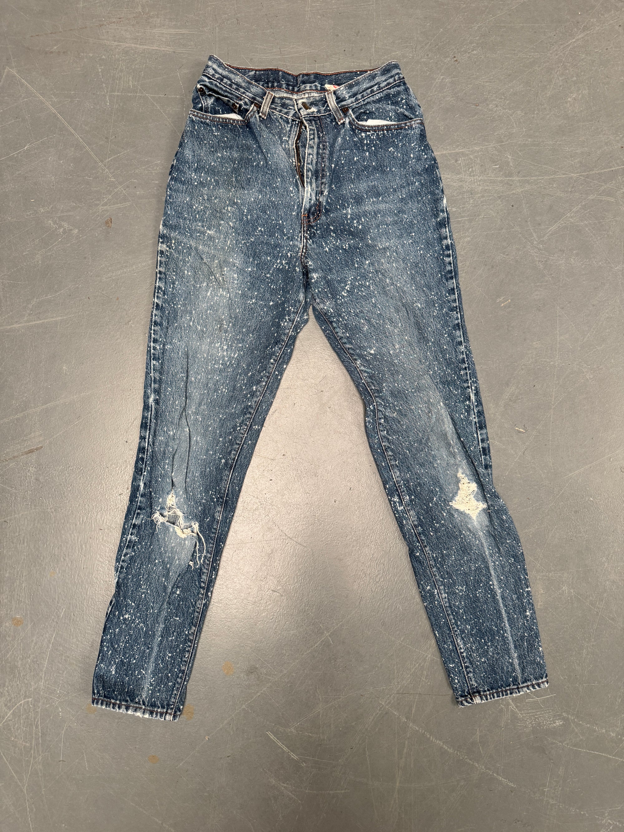 Vintage Ladies Levis High Waisted Denim 90s Made Jean - W 26 L 32 - HW63
