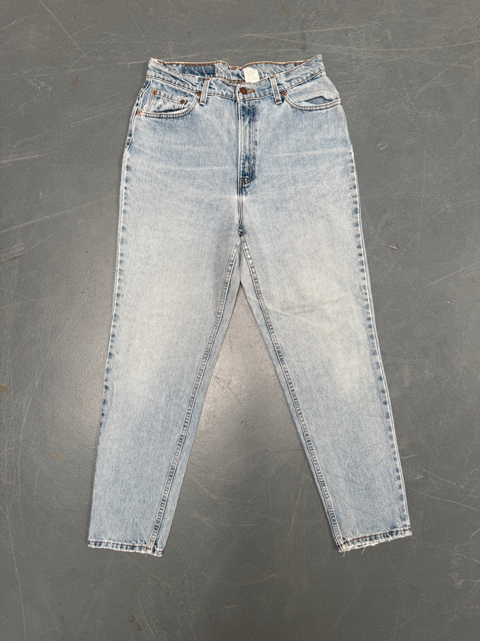 Vintage Ladies Levis High Waisted Denim 90s Made Jean - W 30 L 30 - HW68