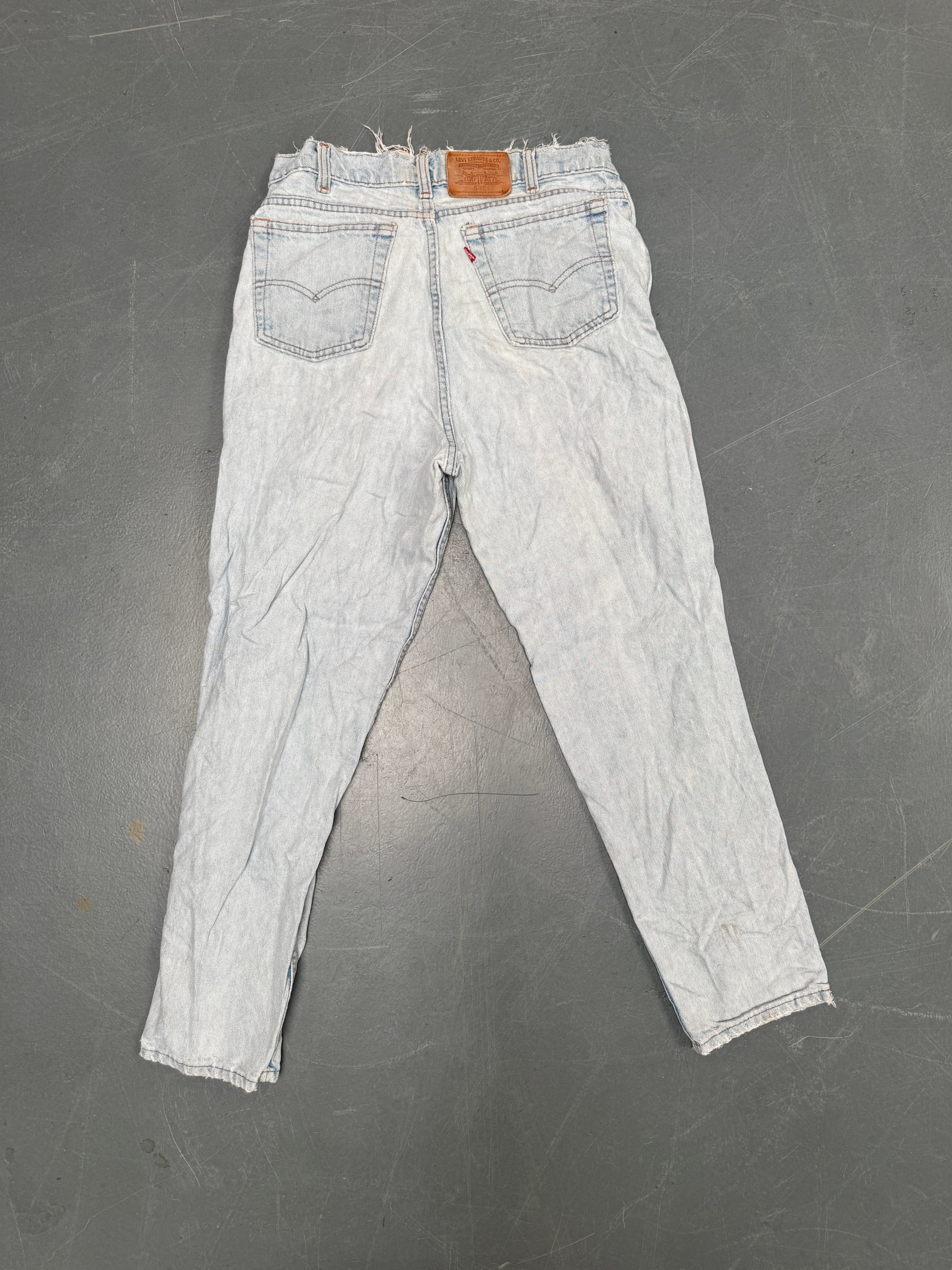 Vintage Ladies Levis High Waisted Denim 90s Made Jean - W 30 L 28 - HW71