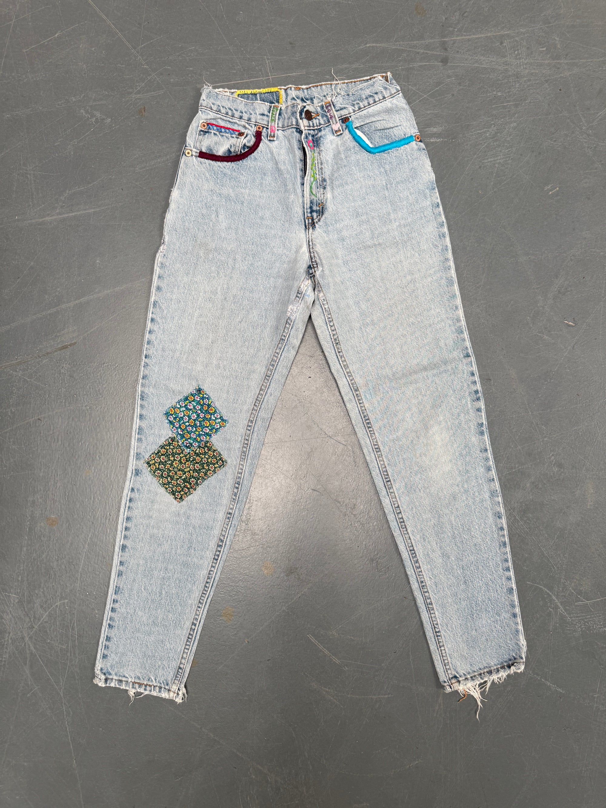 Vintage Ladies Levis High Waisted Denim 90s Made Jean - W 24 L 30 - HW82