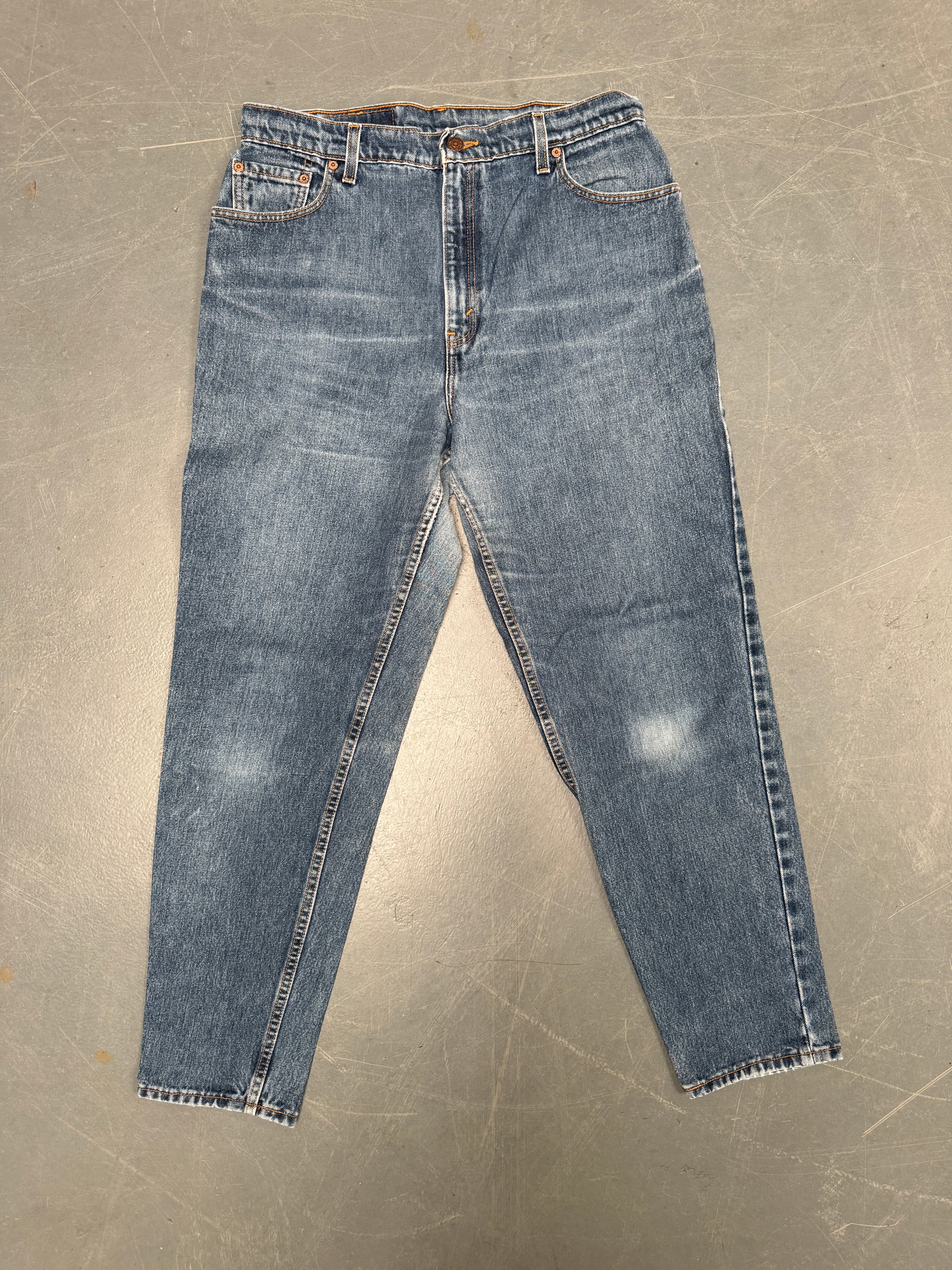 Vintage Ladies Levis High Waisted Denim 90s Made Jean - W 32 L 30 - HW83