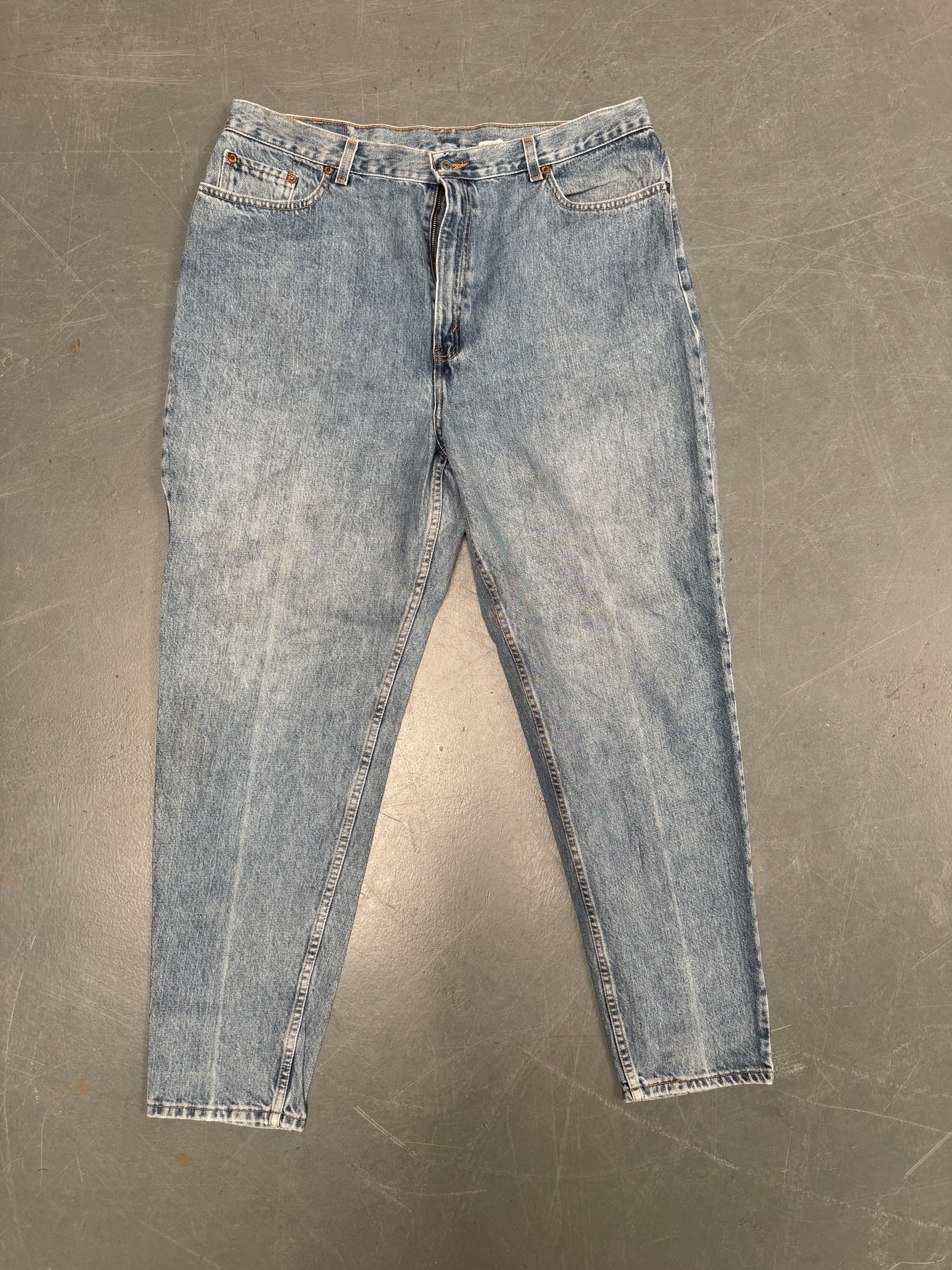 Vintage Ladies Levis High Waisted Denim 90s Made Jean - W 36 L 31 - HW86