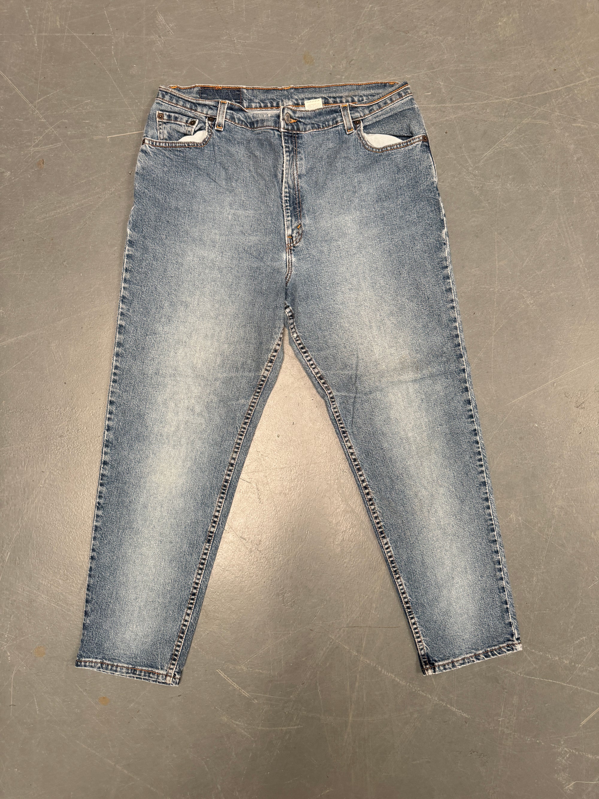 Vintage Ladies Levis High Waisted Denim 90s Made Jean - W 34 L 28 - HW88