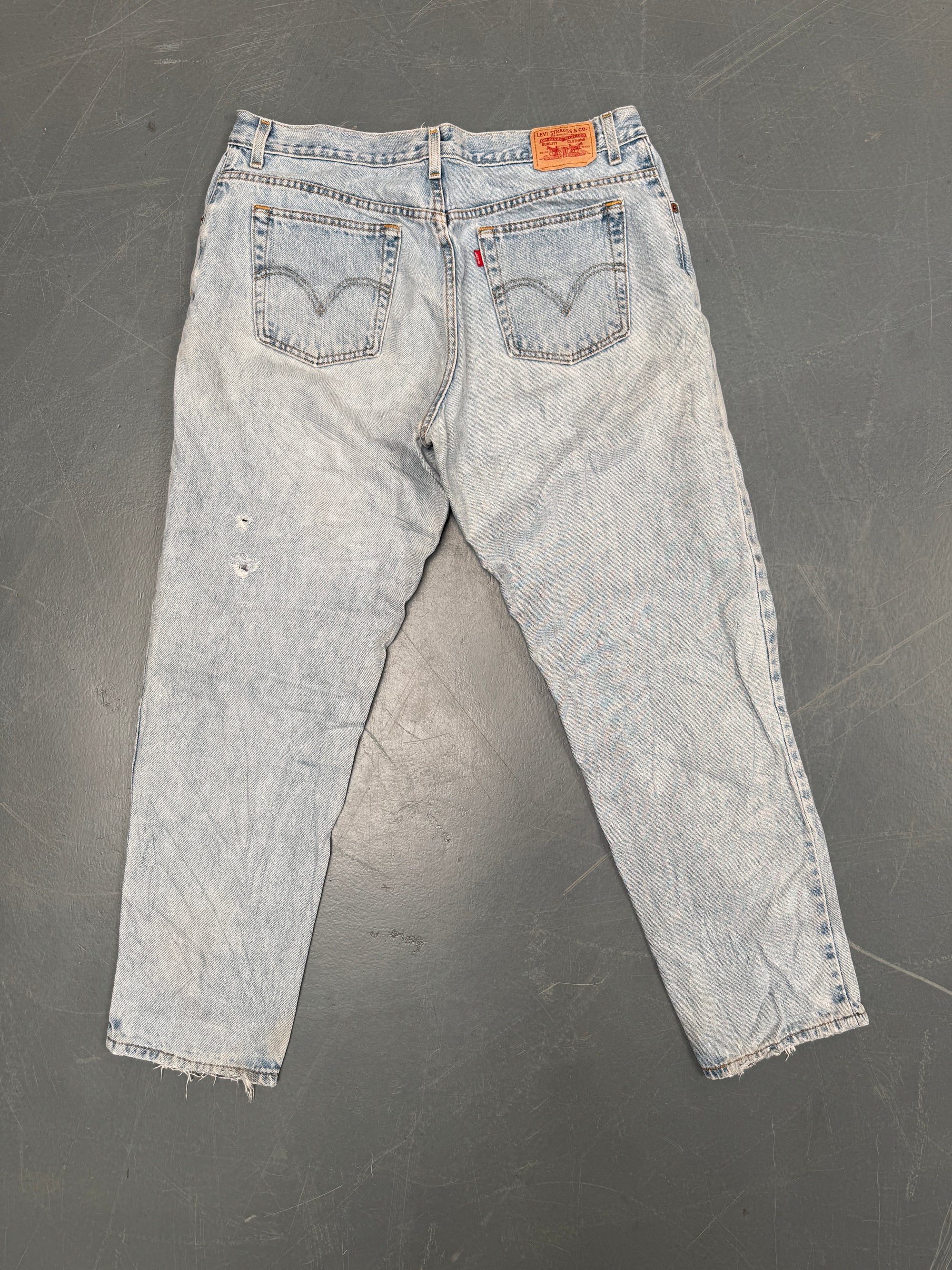 Vintage Ladies Levis High Waisted Denim 90s Made Jean - W 36 L 30 - HW103