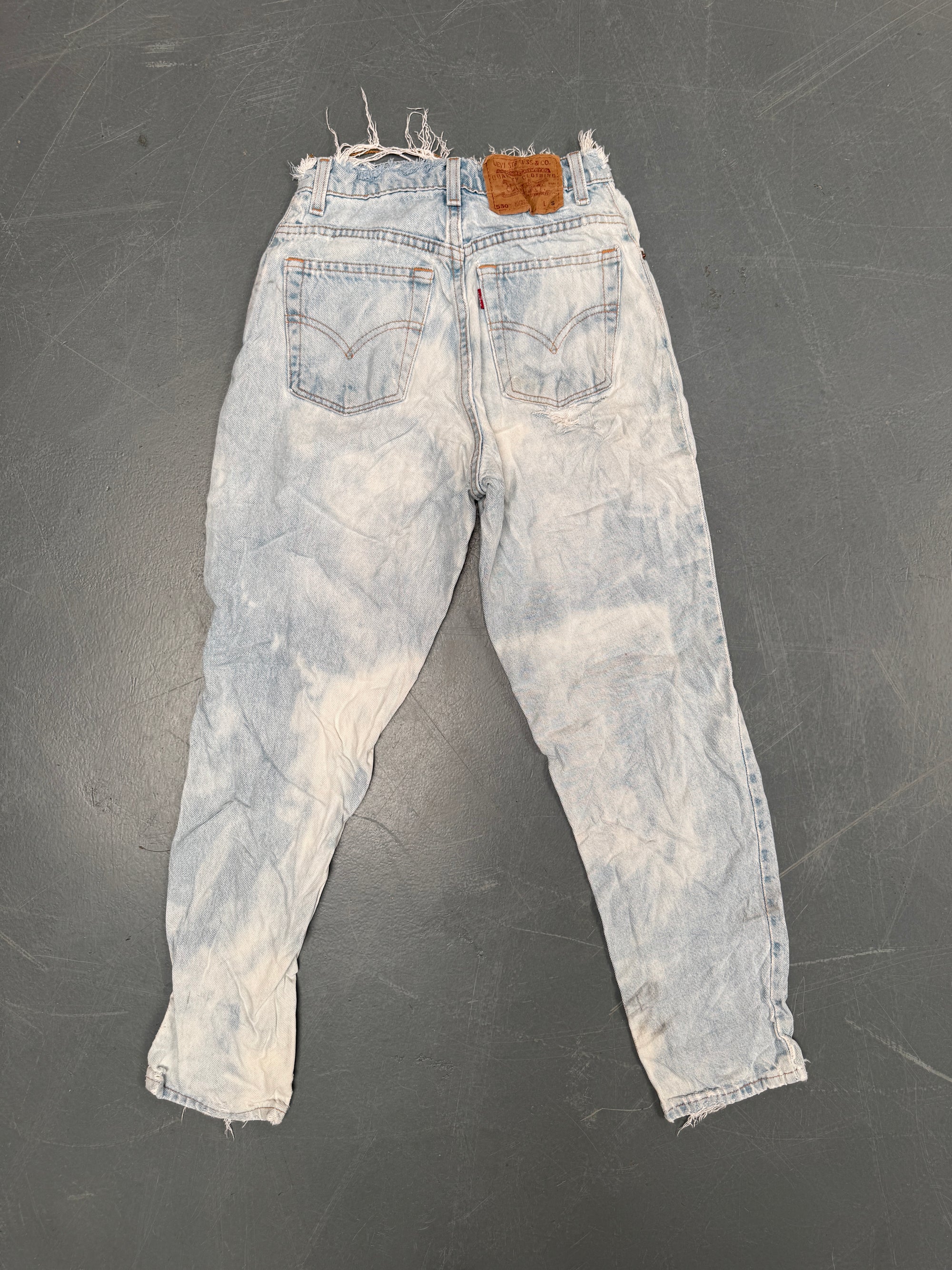 Vintage Ladies Levis High Waisted Denim 90s Made Jean - W 24 L 27 - HW106