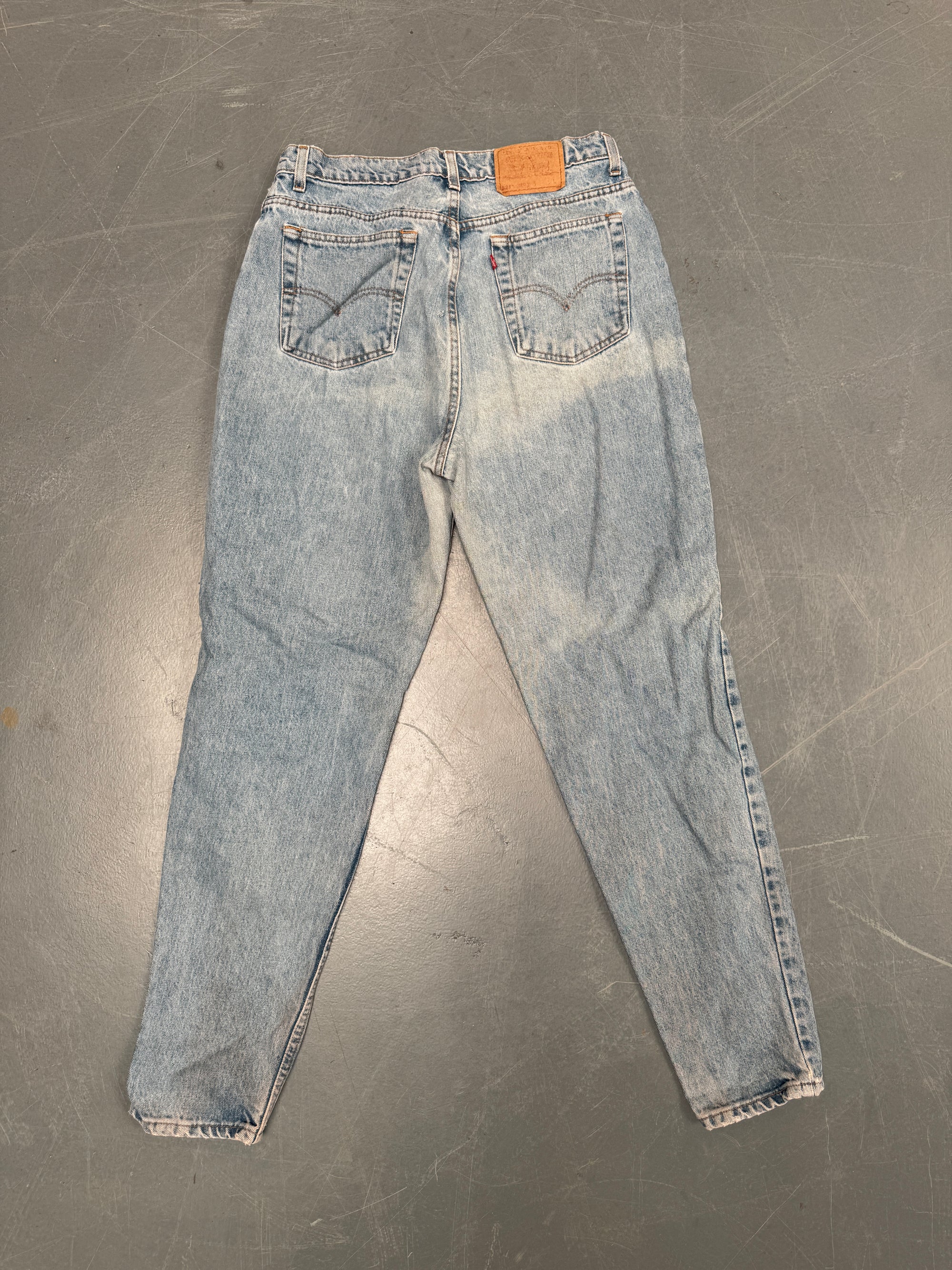 Vintage Ladies Levis High Waisted Denim 90s Made Jean - W 32 L 32 - HW108