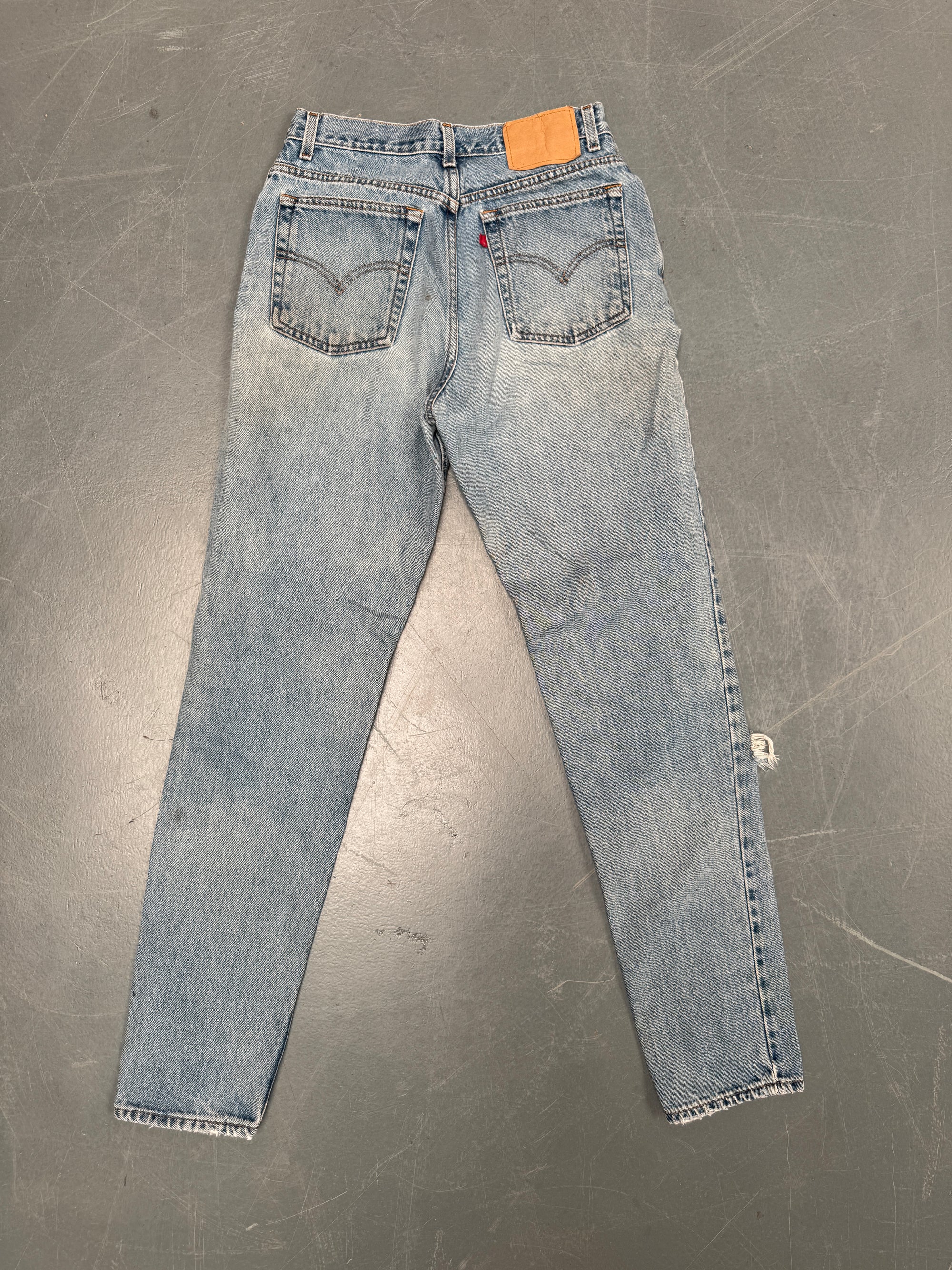 Vintage Ladies Levis High Waisted Denim 90s Made Jean - W 28 L 32 - HW109