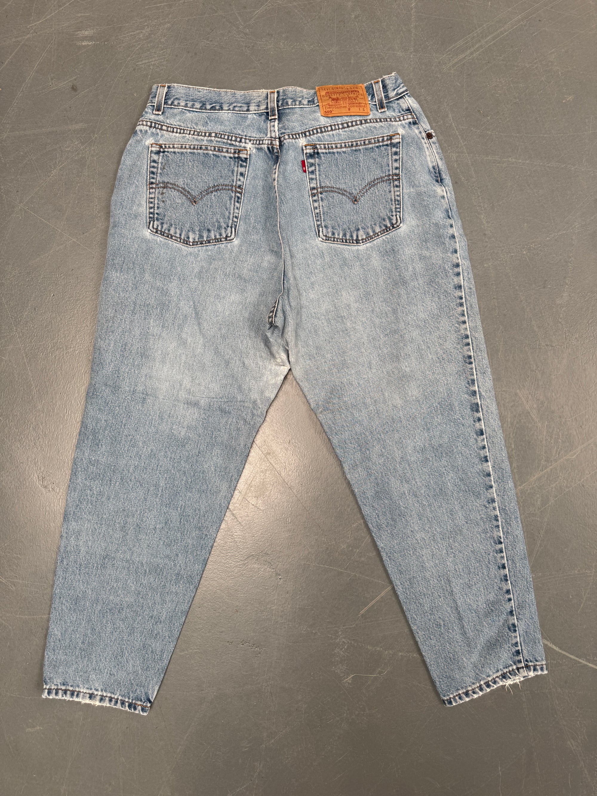 Vintage Ladies Levis High Waisted Denim 90s Made Jean - W 32 L 28 - HW113