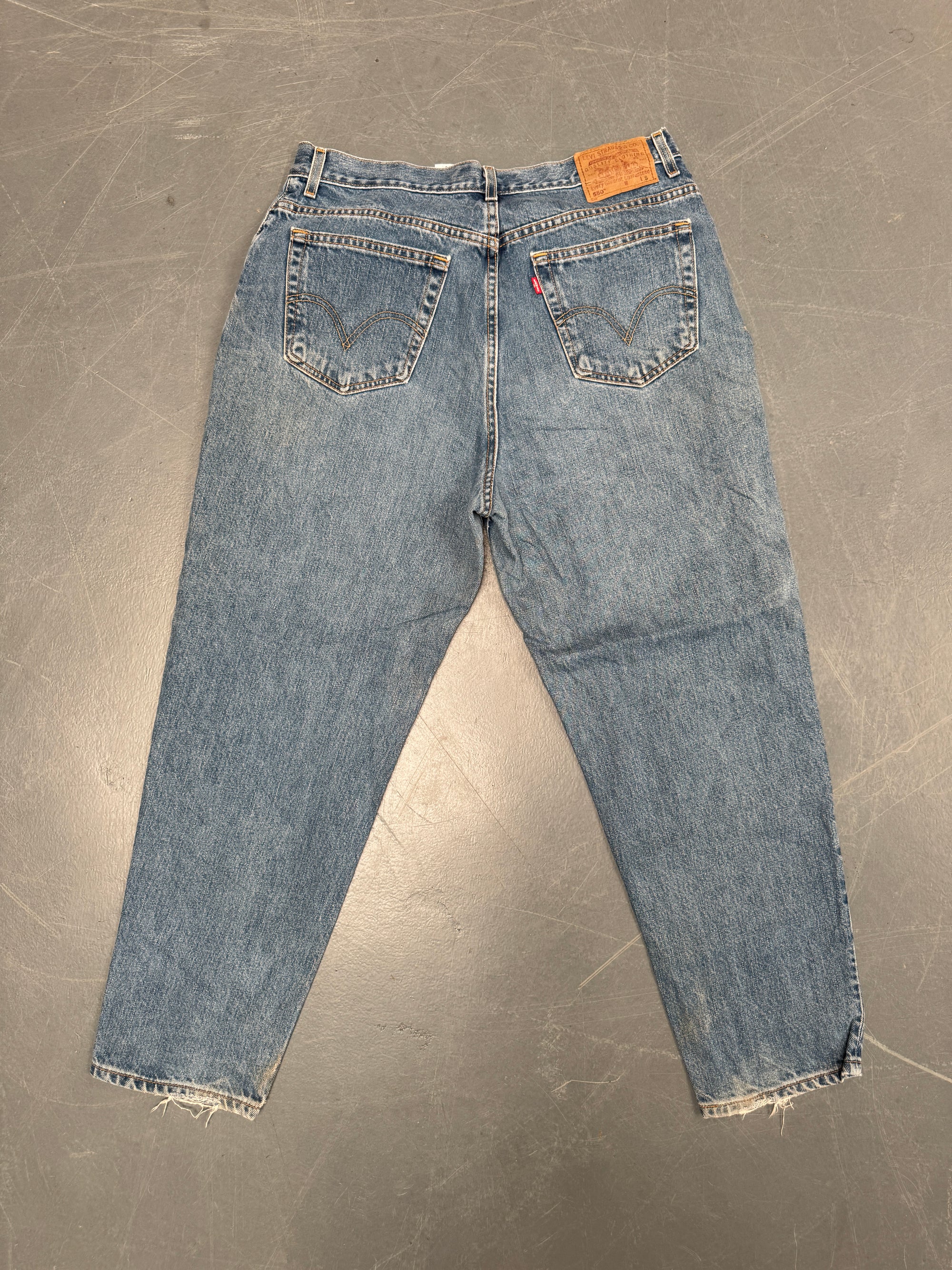 Vintage Ladies Levis High Waisted Denim 90s Made Jean - W 32 L 28 - HW115
