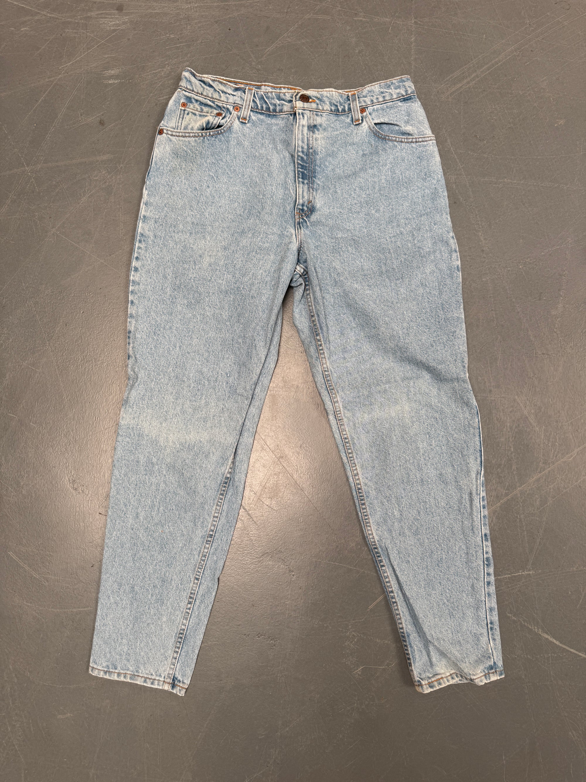 Vintage Ladies Levis High Waisted Denim 90s Made Jean - W 32 L 31 - HW116