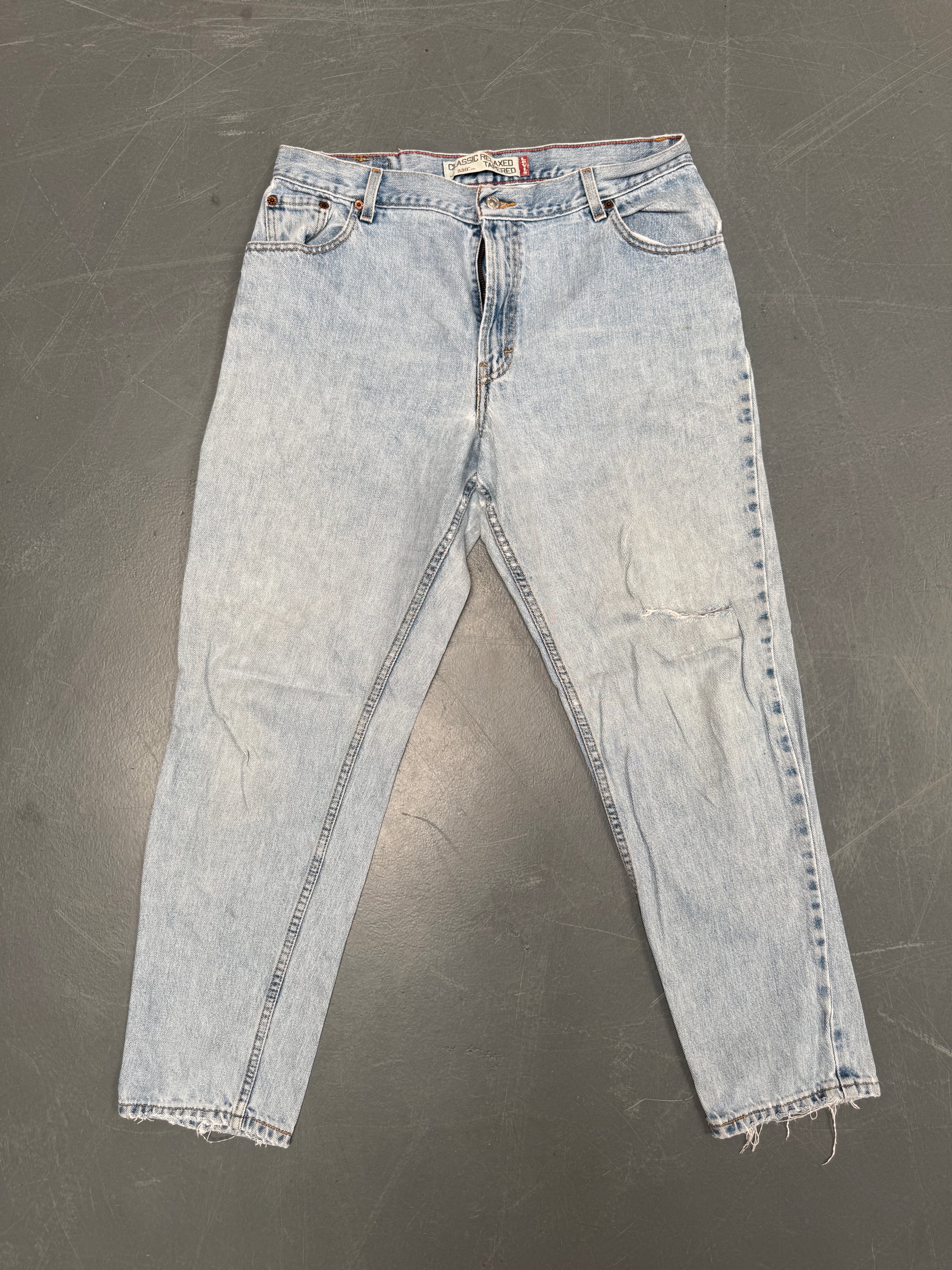 Vintage Ladies Levis High Waisted Denim 90s Made Jean - W 34 L 30 - HW119