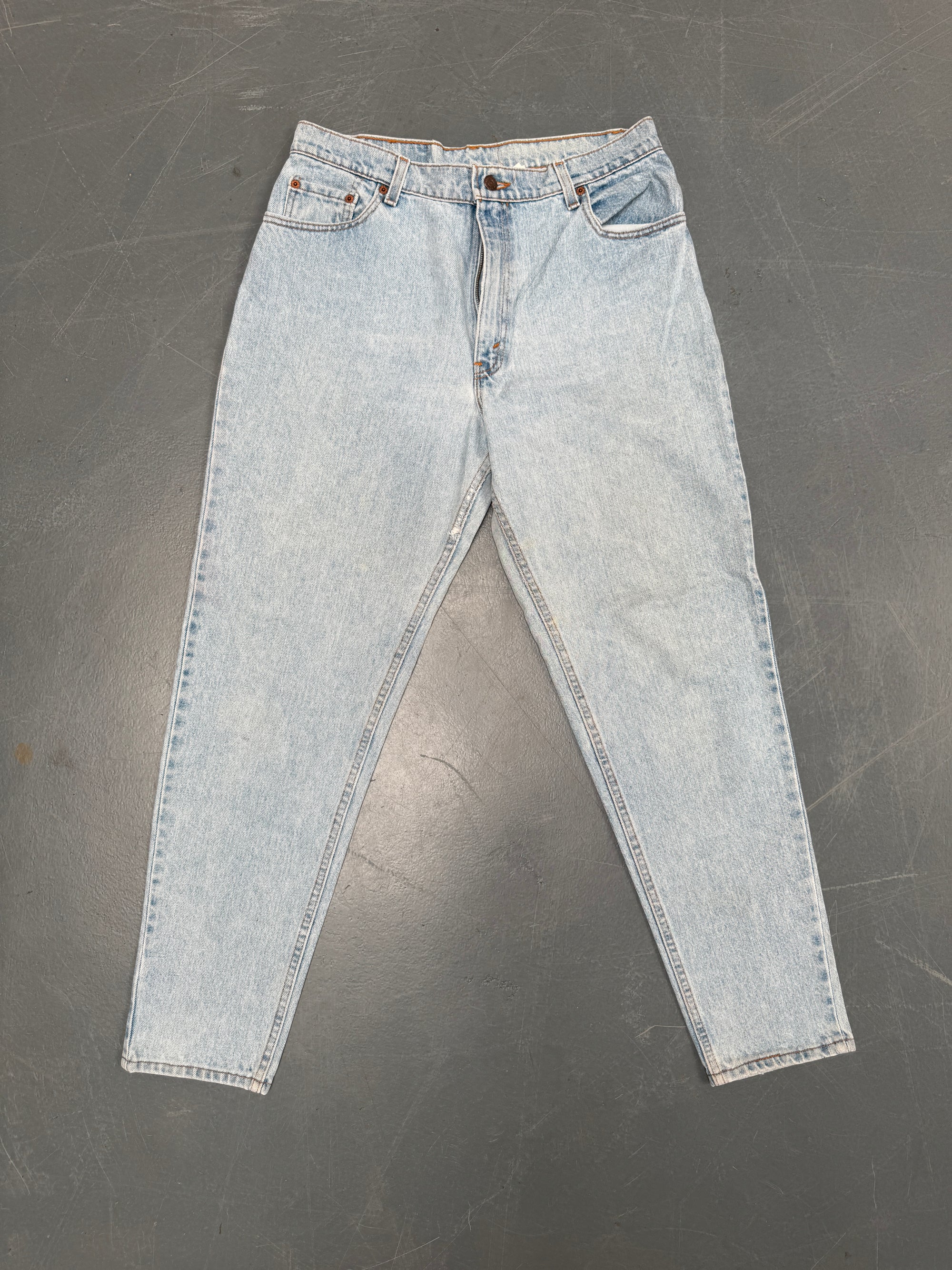 Vintage Ladies Levis High Waisted Denim 90s Made Jean - W 32 L 30 - HW122