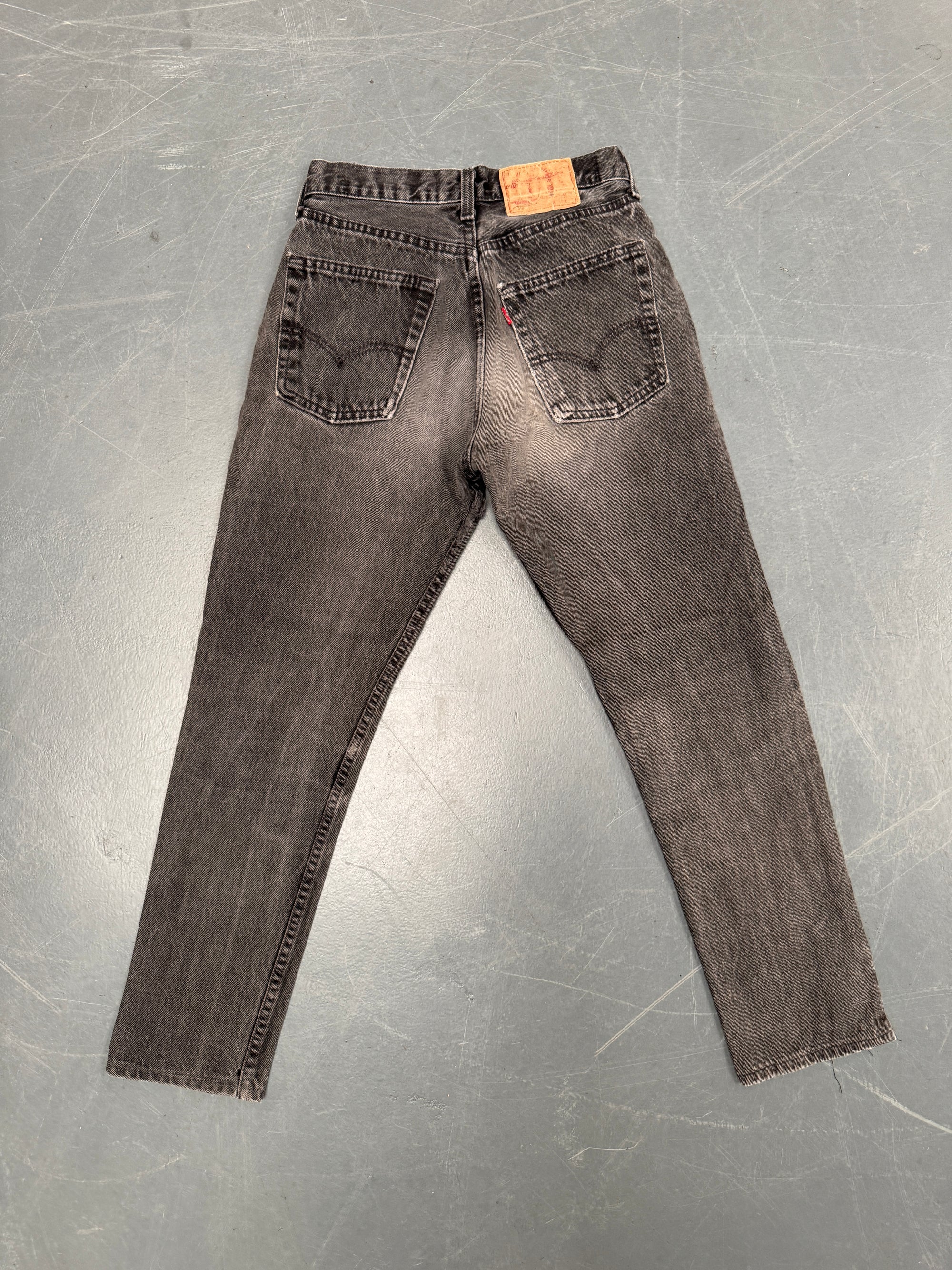 Vintage Ladies Levis High Waisted Denim 90s Made Jean - W 26 L 28 - HW137