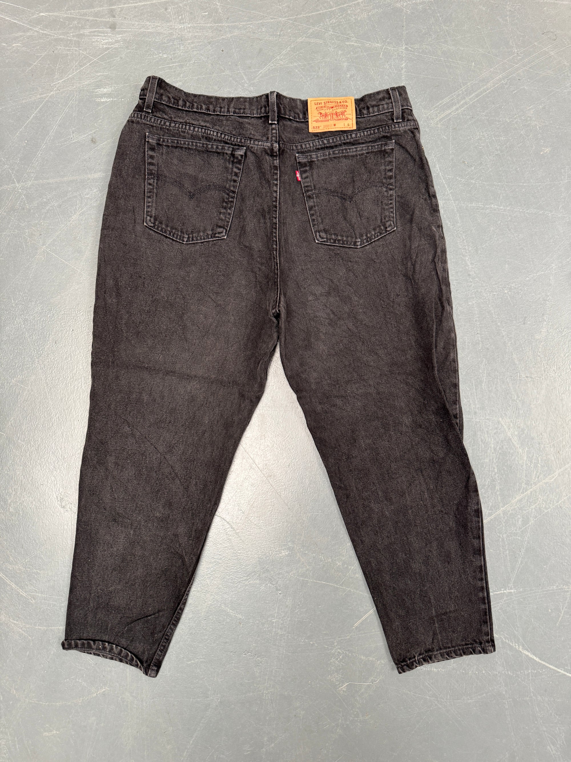Vintage Ladies Levis High Waisted Denim 90s Made Jean - W 38 L 27 - HW141