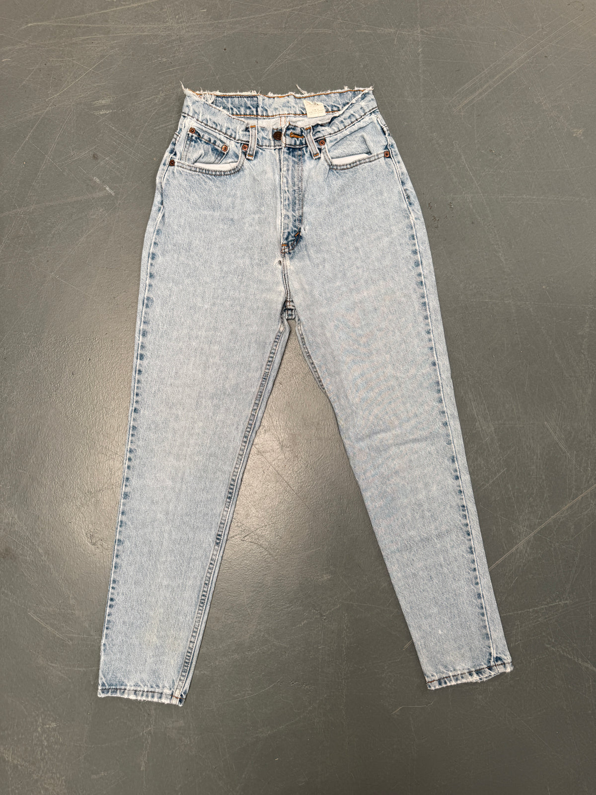 Vintage Ladies Levis High Waisted Denim 90s Made Jean - W 24 L 28 - HW165