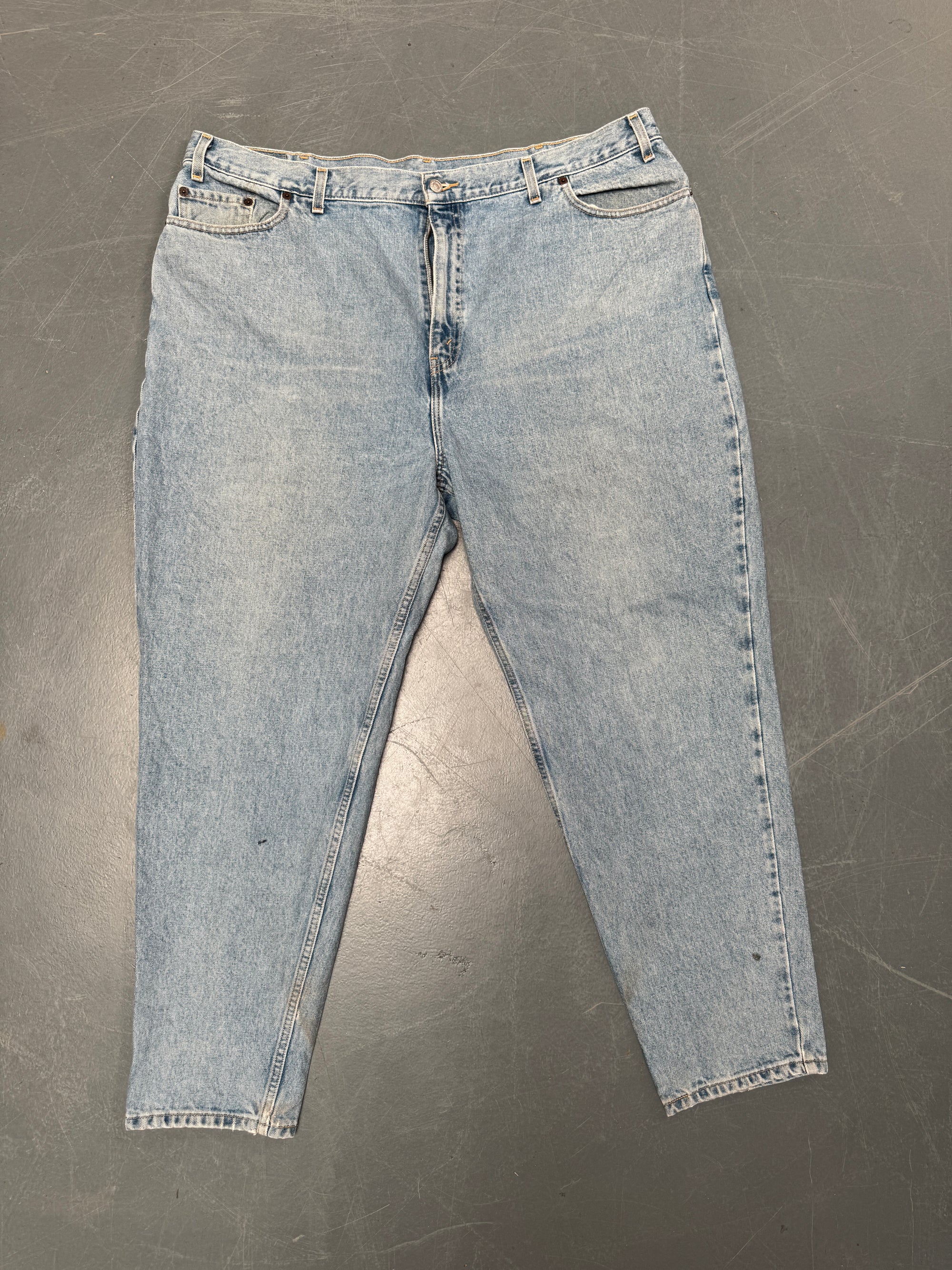 Vintage Ladies Levis High Waisted Denim 90s Made Jean - W 44 L 30 - HW173