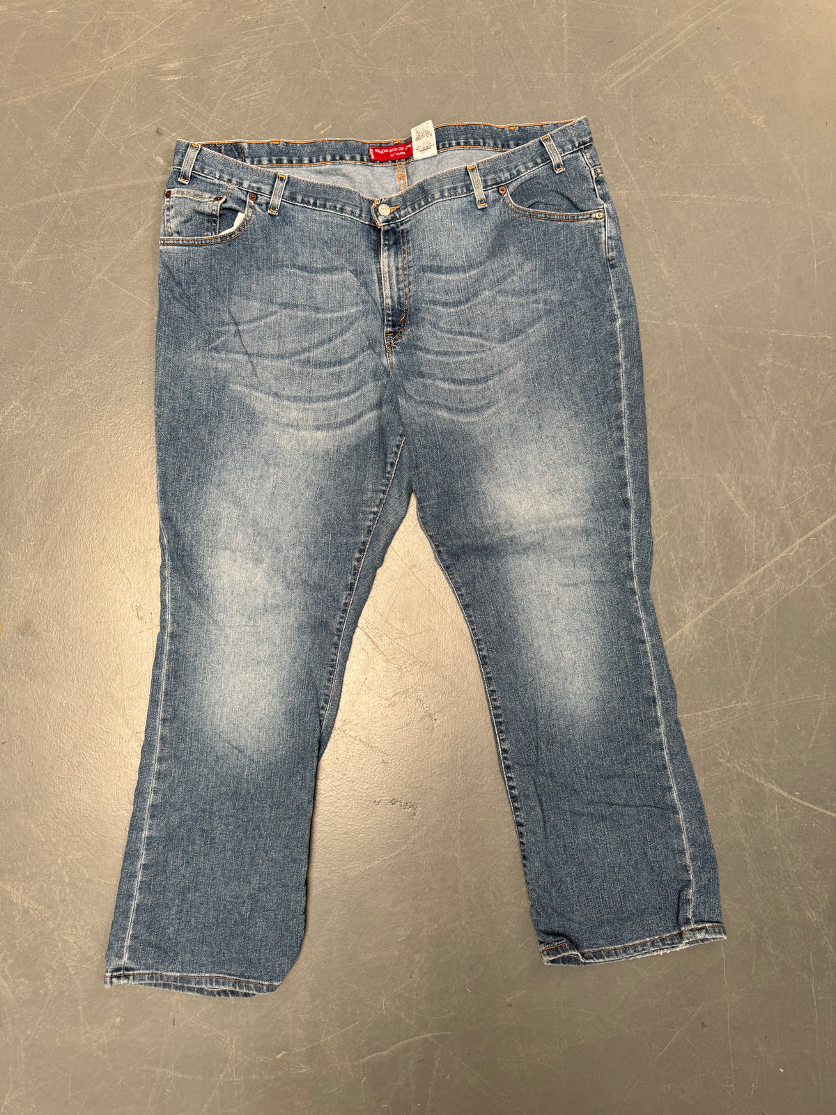 Vintage Ladies Levis High Waisted Denim 90s Made Jean - W 44 L 30 - HW174