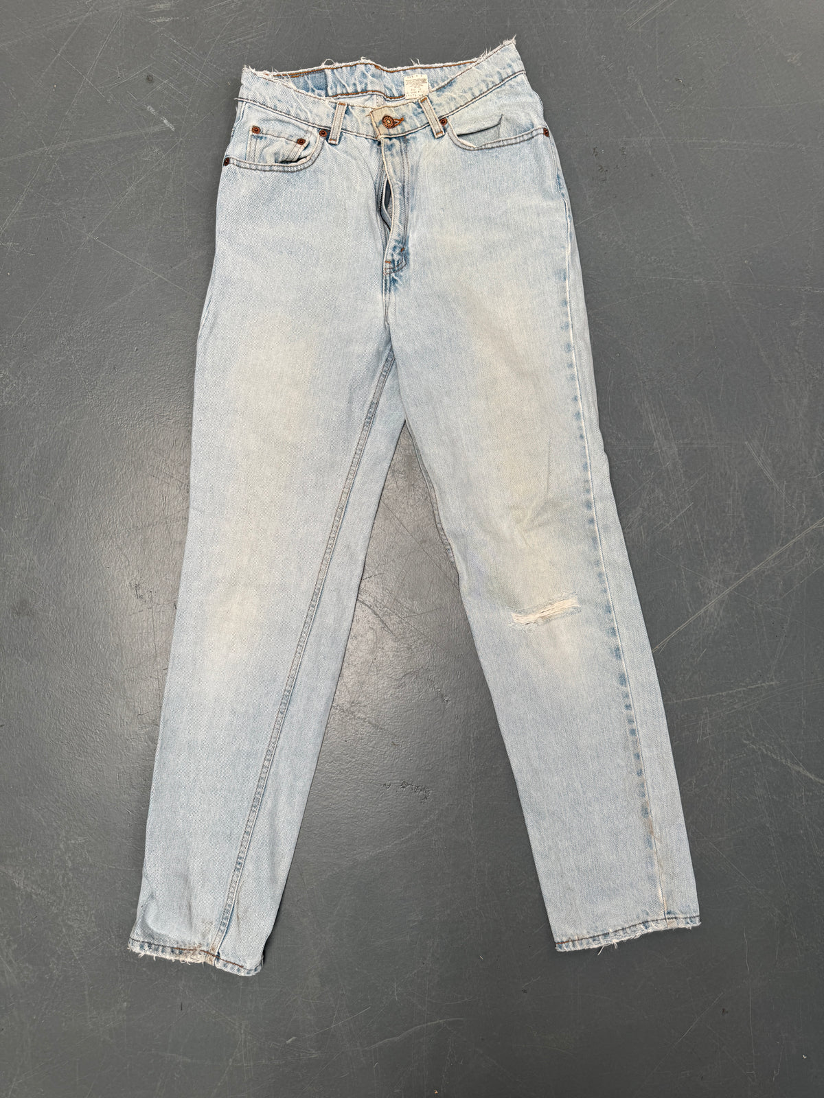 Vintage Ladies Levis High Waisted Denim 90s Made Jean - W 26 L 32 - HW175