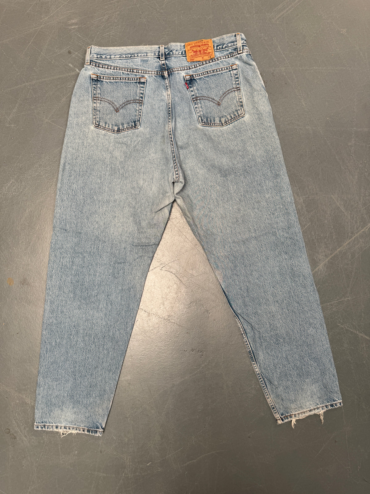 Vintage Ladies Levis High Waisted Denim 90s Made Jean - W 36 L 32 - HW182