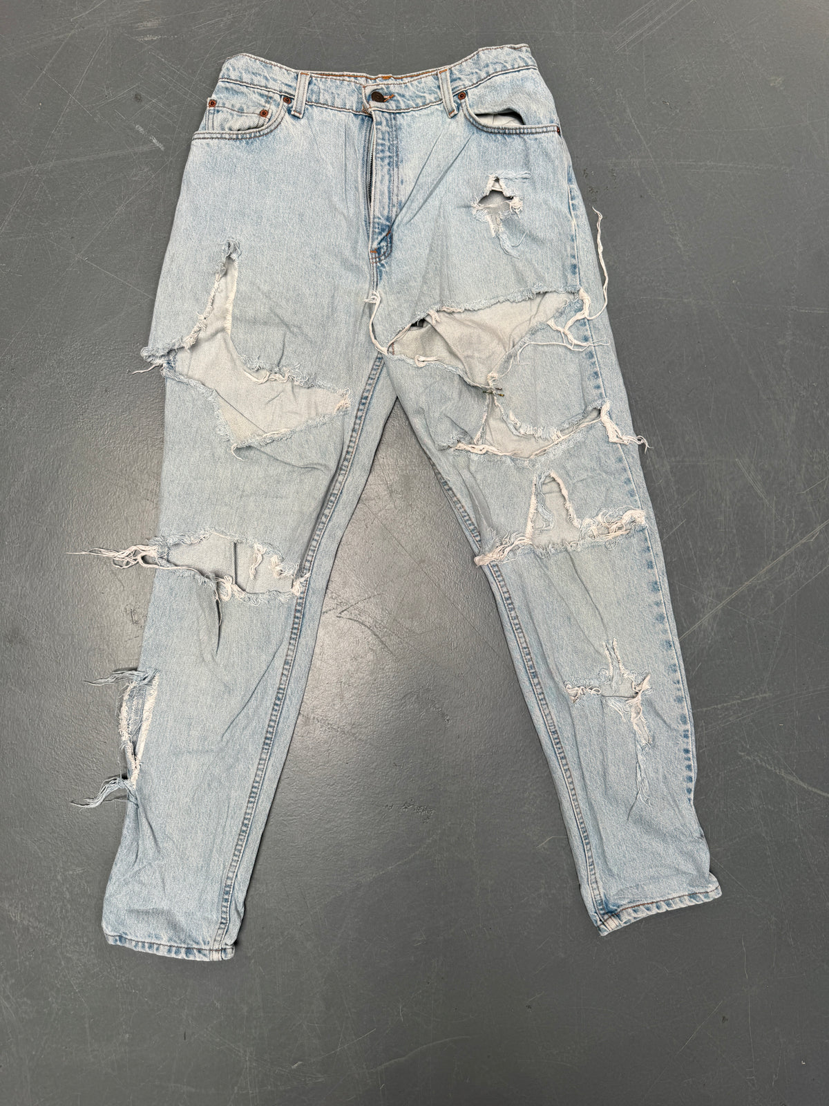 Vintage Ladies Levis High Waisted Denim 90s Made Jean - W 30 L 32 - HW183