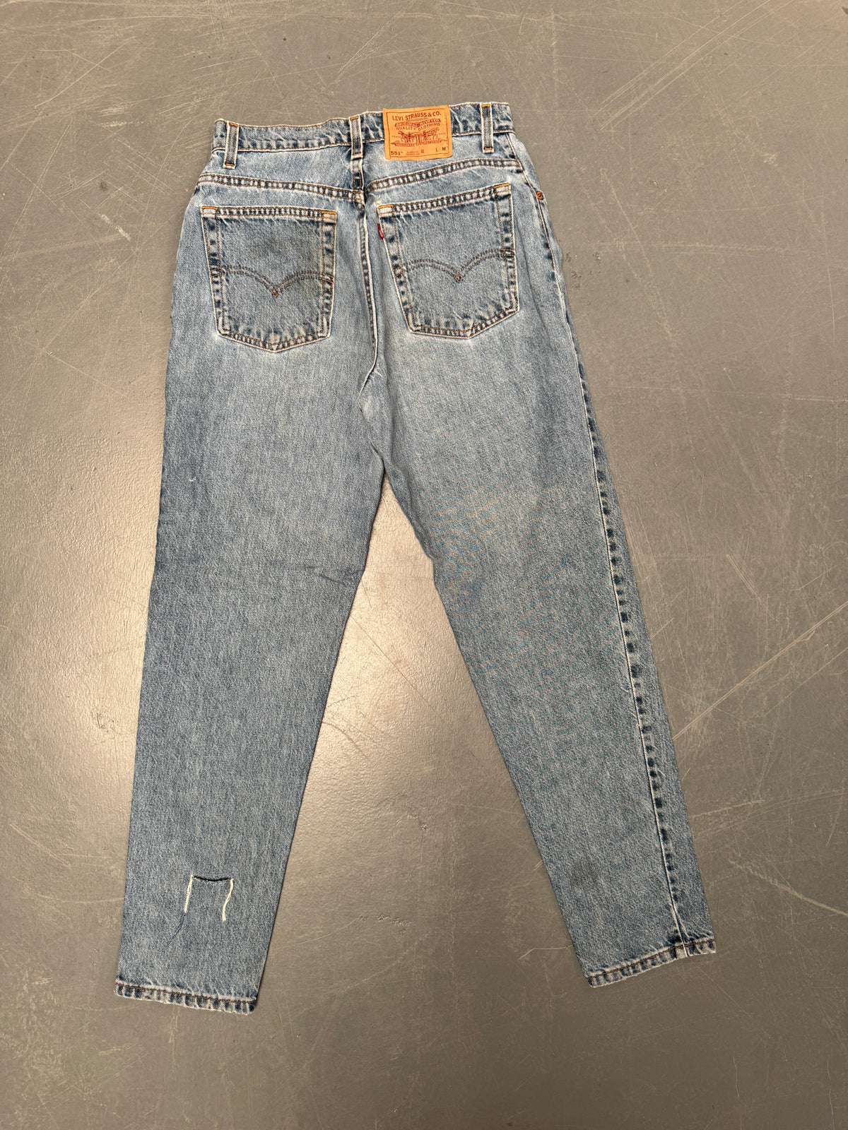 Vintage Ladies Levis High Waisted Denim 90s Made Jean - W 28 L 30 - HW190