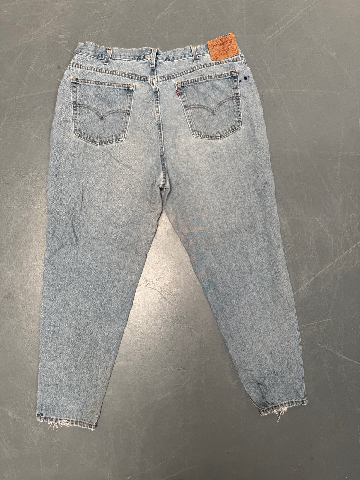 Vintage Ladies Levis High Waisted Denim 90s Made Jean - W 38 L 30 - HW193