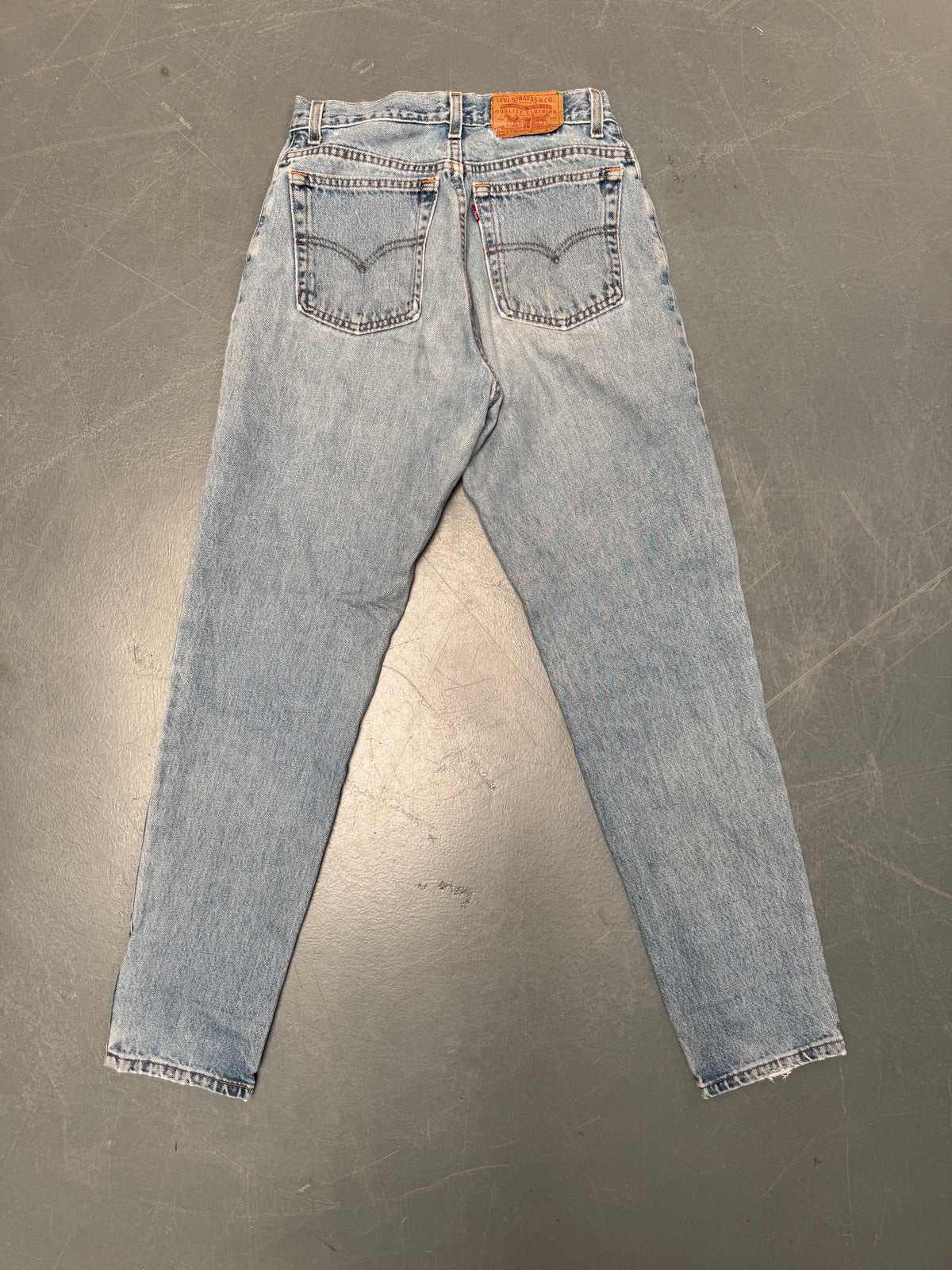 Vintage Ladies Levis High Waisted Denim 90s Made Jean - W 28 L 32 - HW206